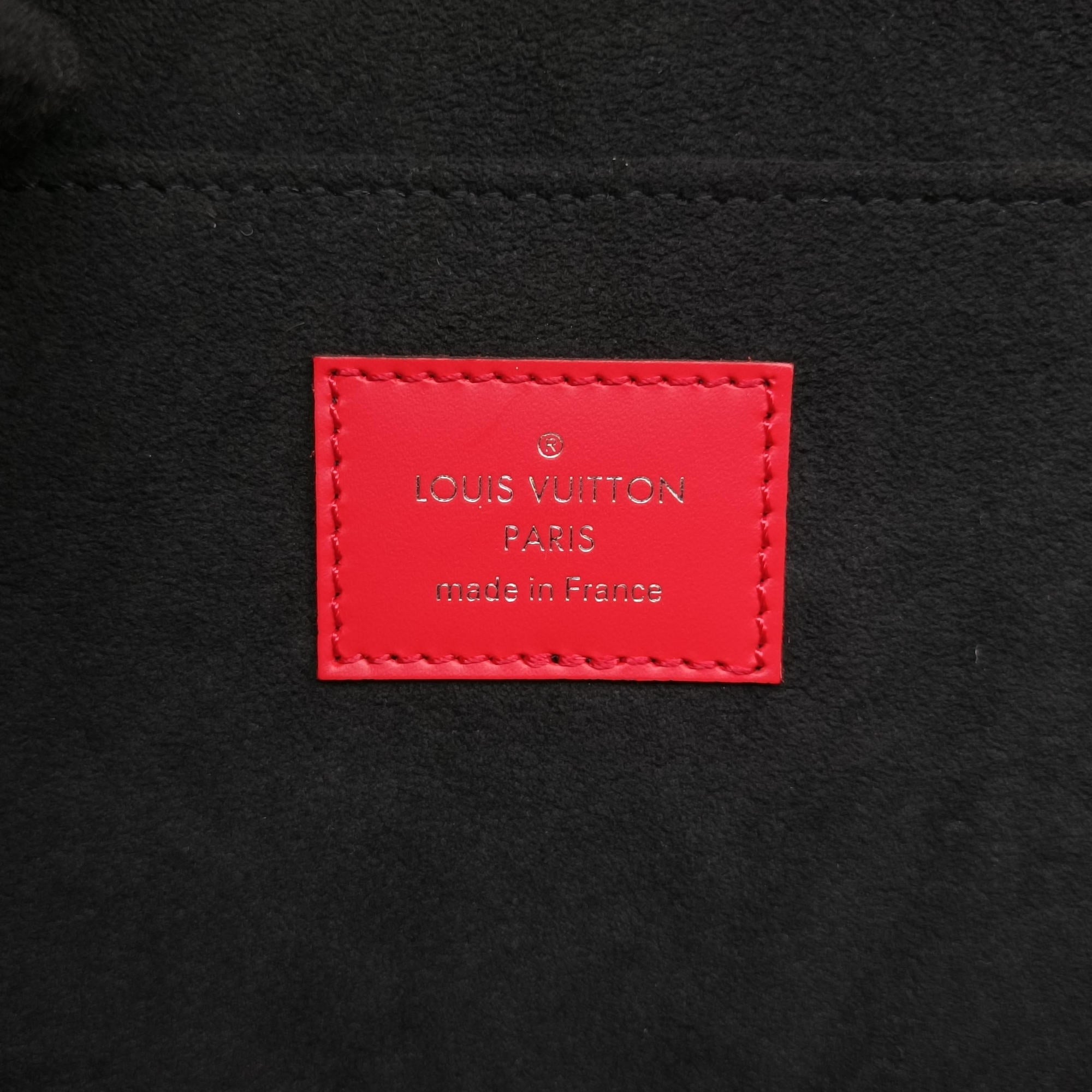 Pre-owned Louis Vuitton Pochette Jour GM Supreme Collaboration ROUGE×white epi M67722 clutchbag | stylenewstar
