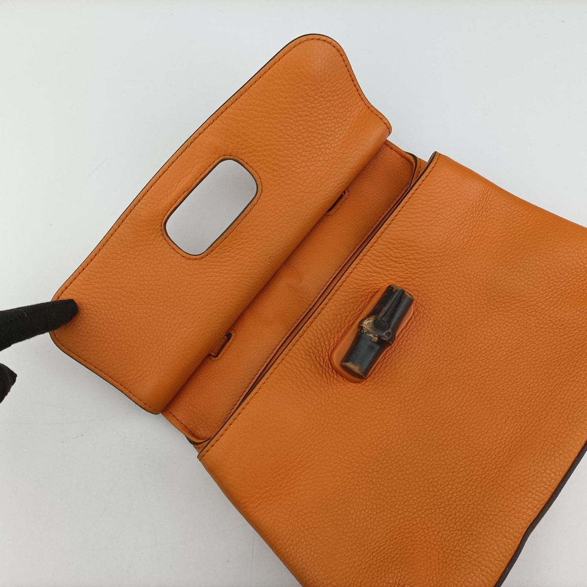 Pre-owned Gucci Bamboo Daily Orange Leather 370831 shoulderbag | stylenewstar