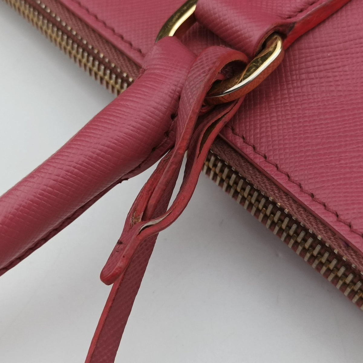 Vintage Prada Galleria Pink SAFFIANO Leather BN1874 handbag | stylenewstar