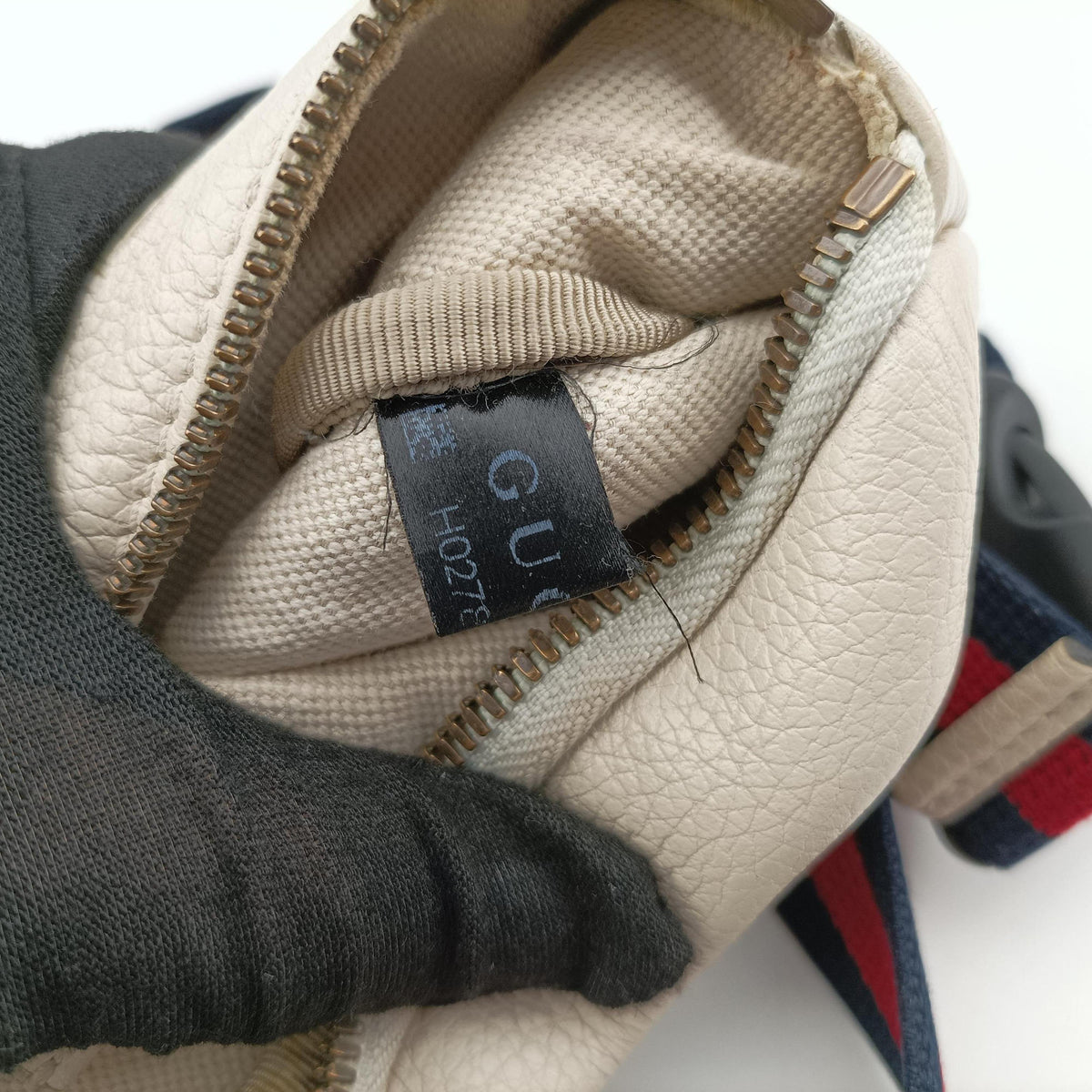 Pre-owned Gucci Print White Leather 527792 bum bag/waist bag | stylenewstar