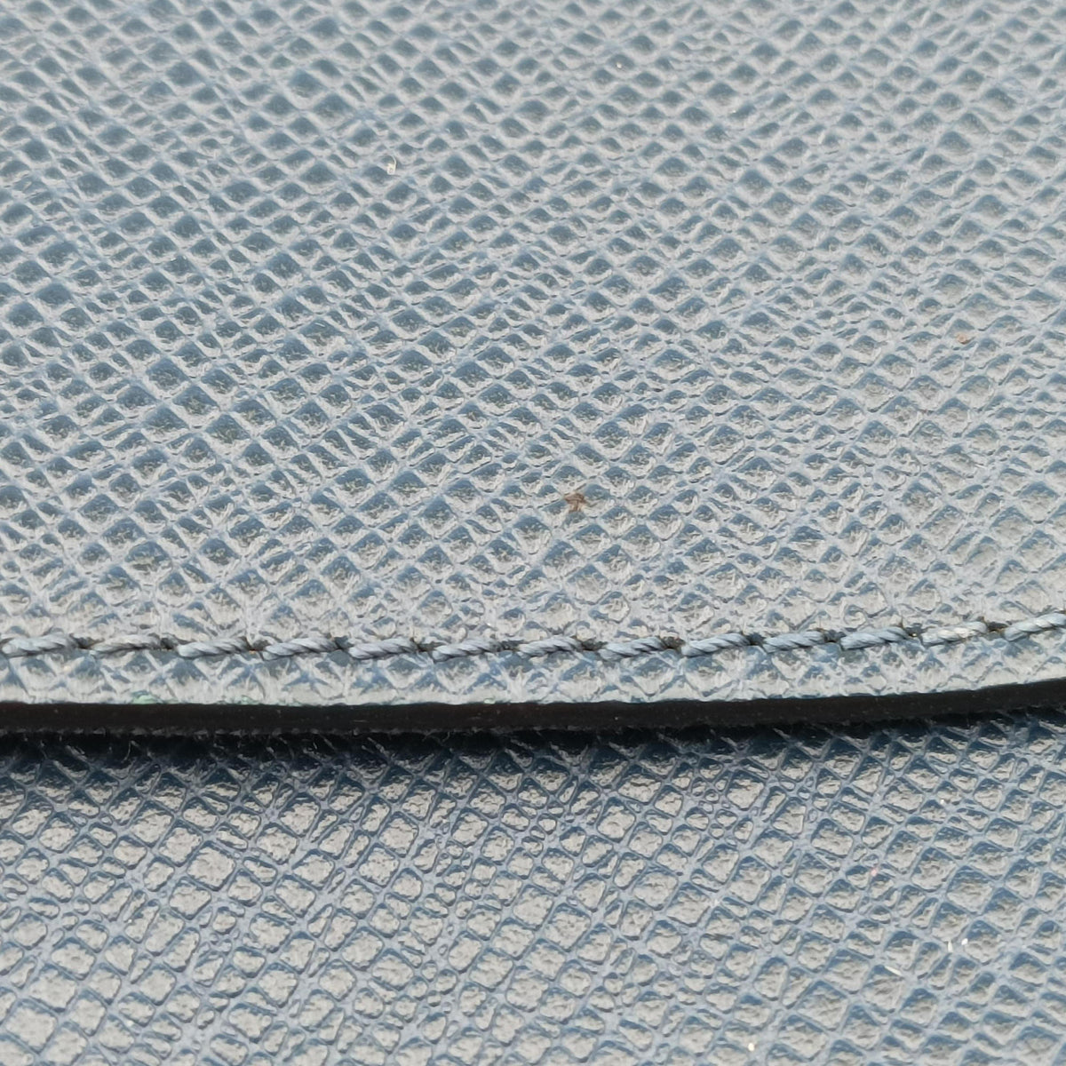 Vintage Louis Vuitton Grigori Ocean Taiga M30213 shoulderbag | stylenewstar