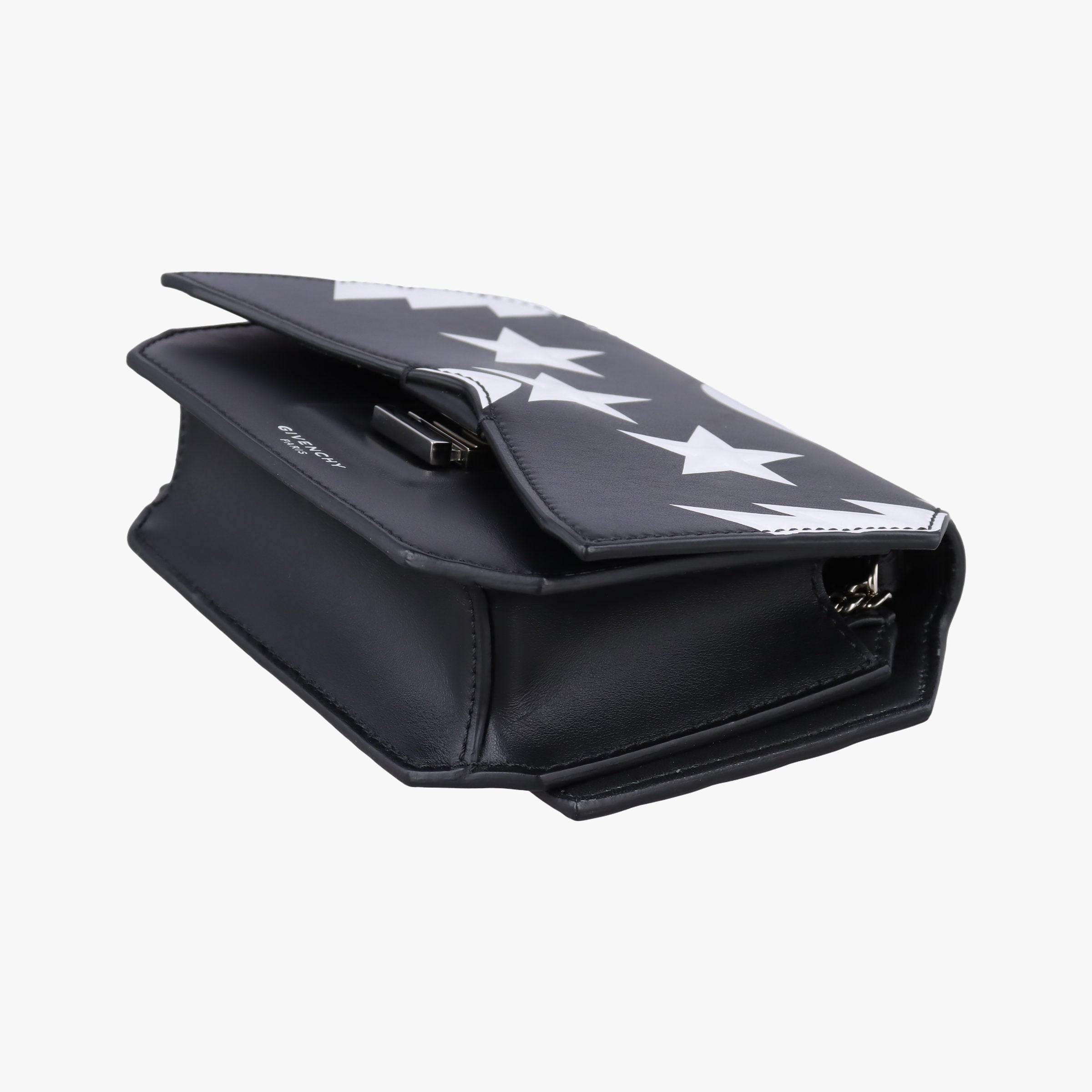 Vintage Givenchy Bow cut Star Black x White Leather  shoulderbag | stylenewstar