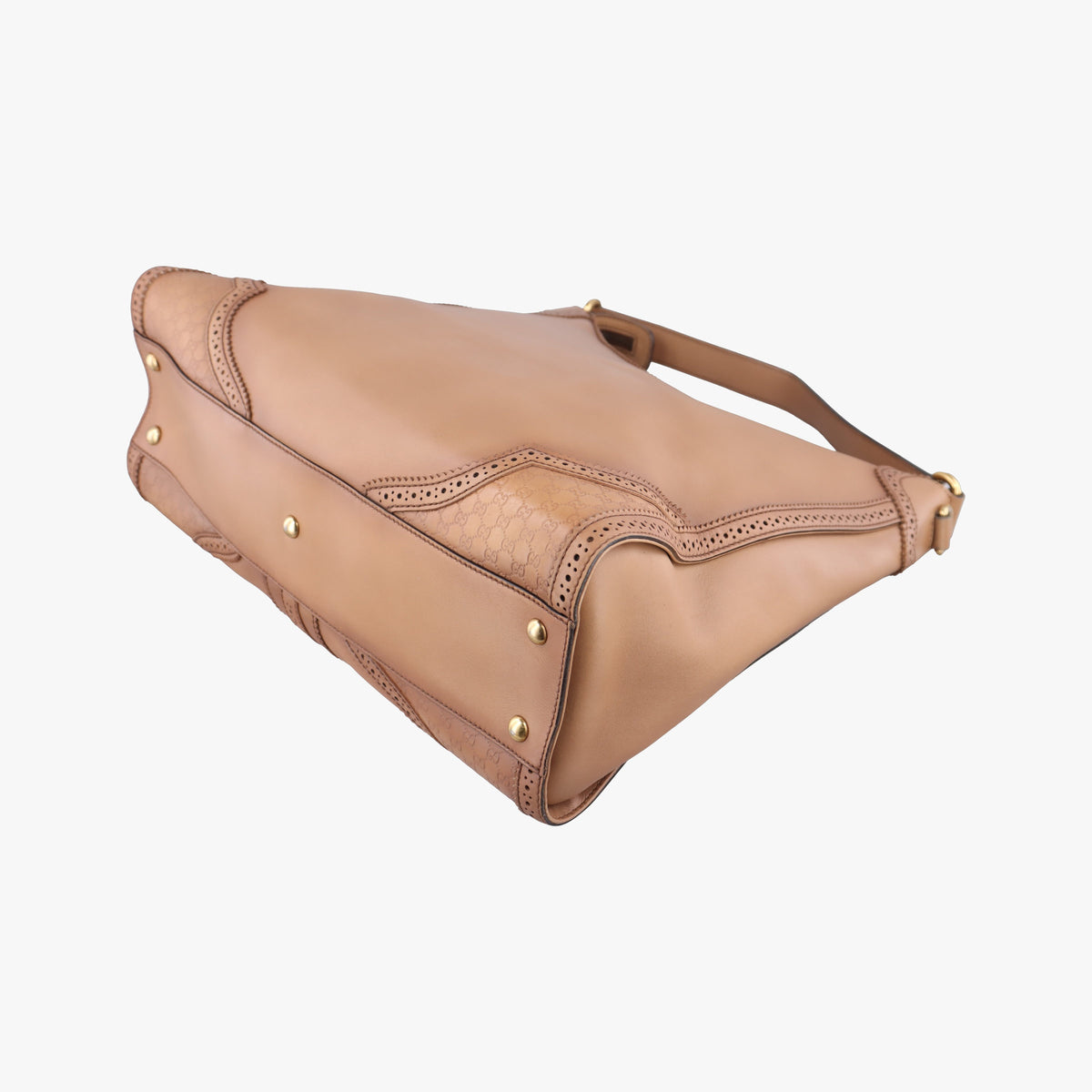 Secondhand Gucci Duilio Brogue Camel Leather 296901 shoulderbag | stylenewstar