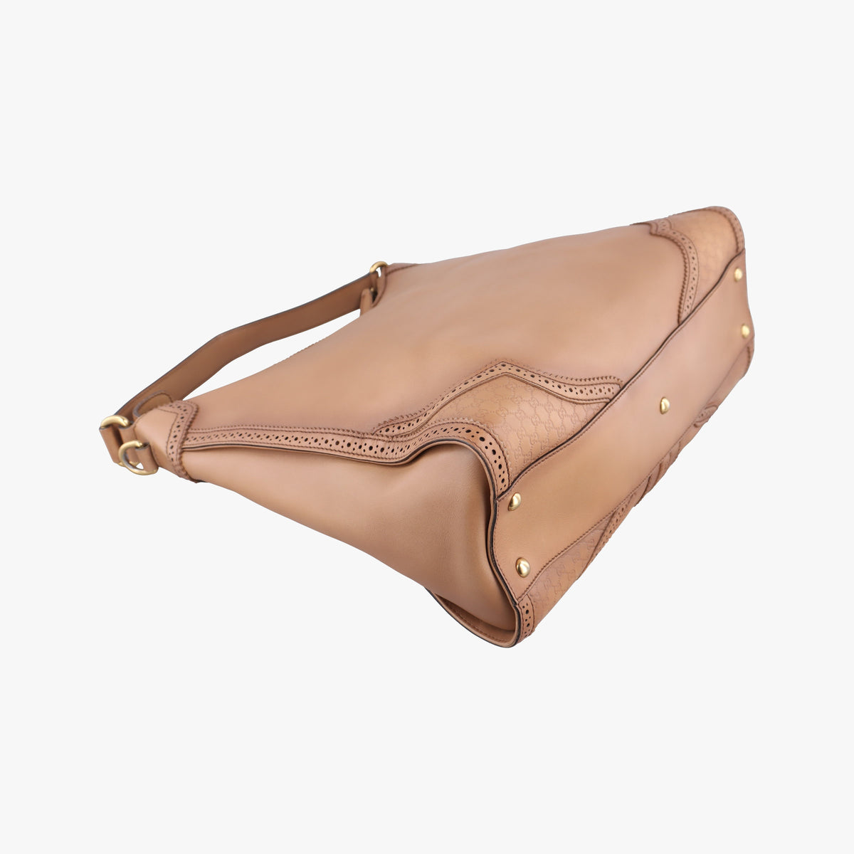 Secondhand Gucci Duilio Brogue Camel Leather 296901 shoulderbag | stylenewstar