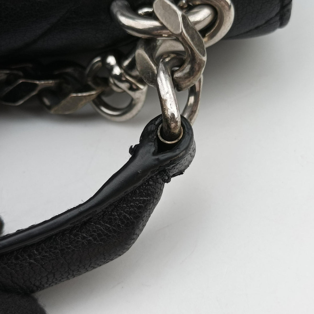 Pre-owned Yves Saint Laurent COLLEGE Black Leather 428056 shoulderbag | stylenewstar