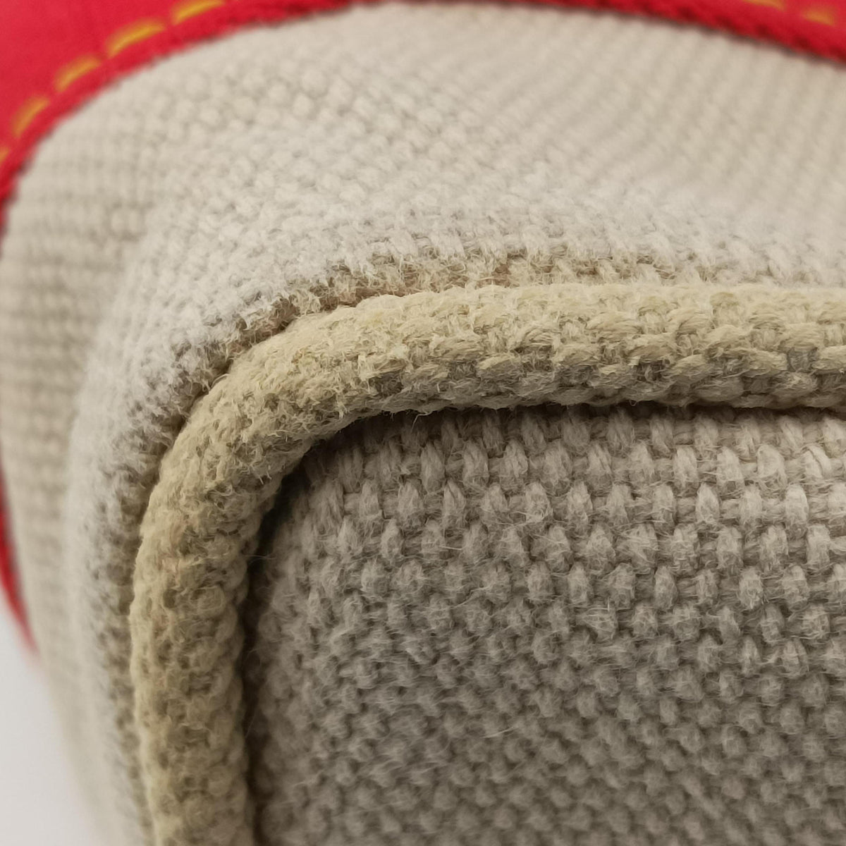 Secondhand Louis Vuitton Kaba MM Antigua Beige x Red Canvas M40035 handbag | stylenewstar