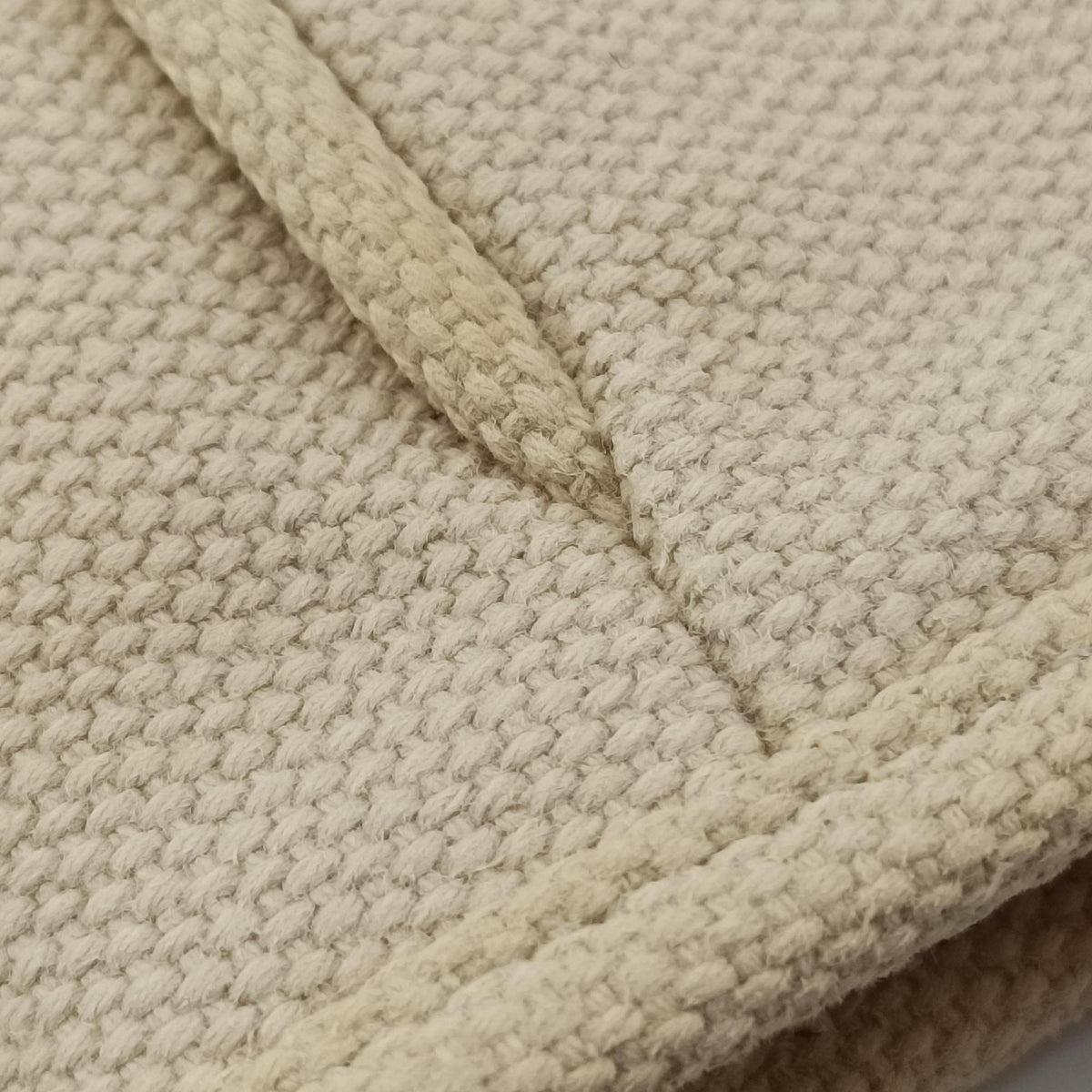 Secondhand Louis Vuitton Kaba MM Antigua Beige x Red Canvas M40035 handbag | stylenewstar