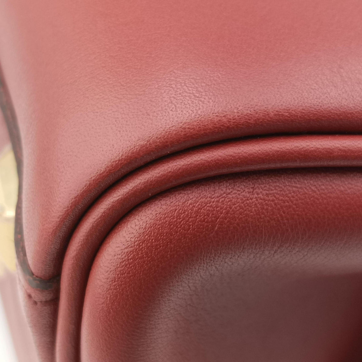 Vintage Ferragamo Studio Red Leather 21H159 shoulderbag | stylenewstar