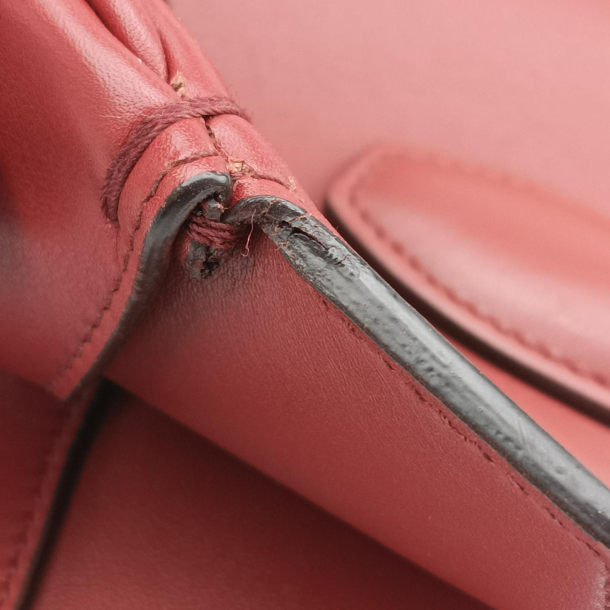 Vintage Ferragamo Studio Red Leather 21H159 shoulderbag | stylenewstar