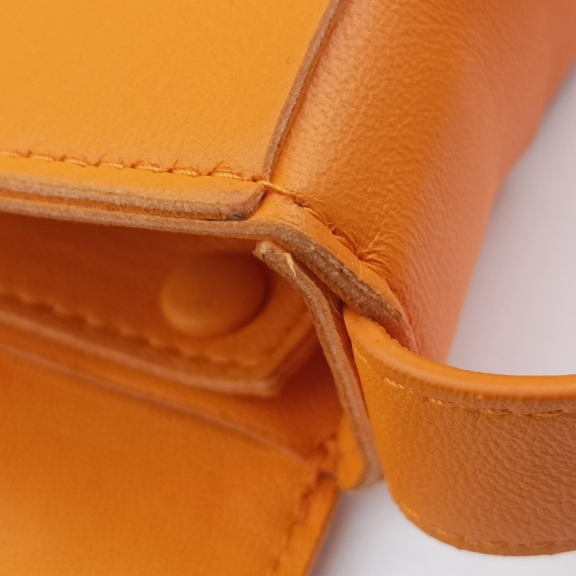 Pre-owned Bottega Veneta candy cassette Orange lambskin  shoulderbag | stylenewstar