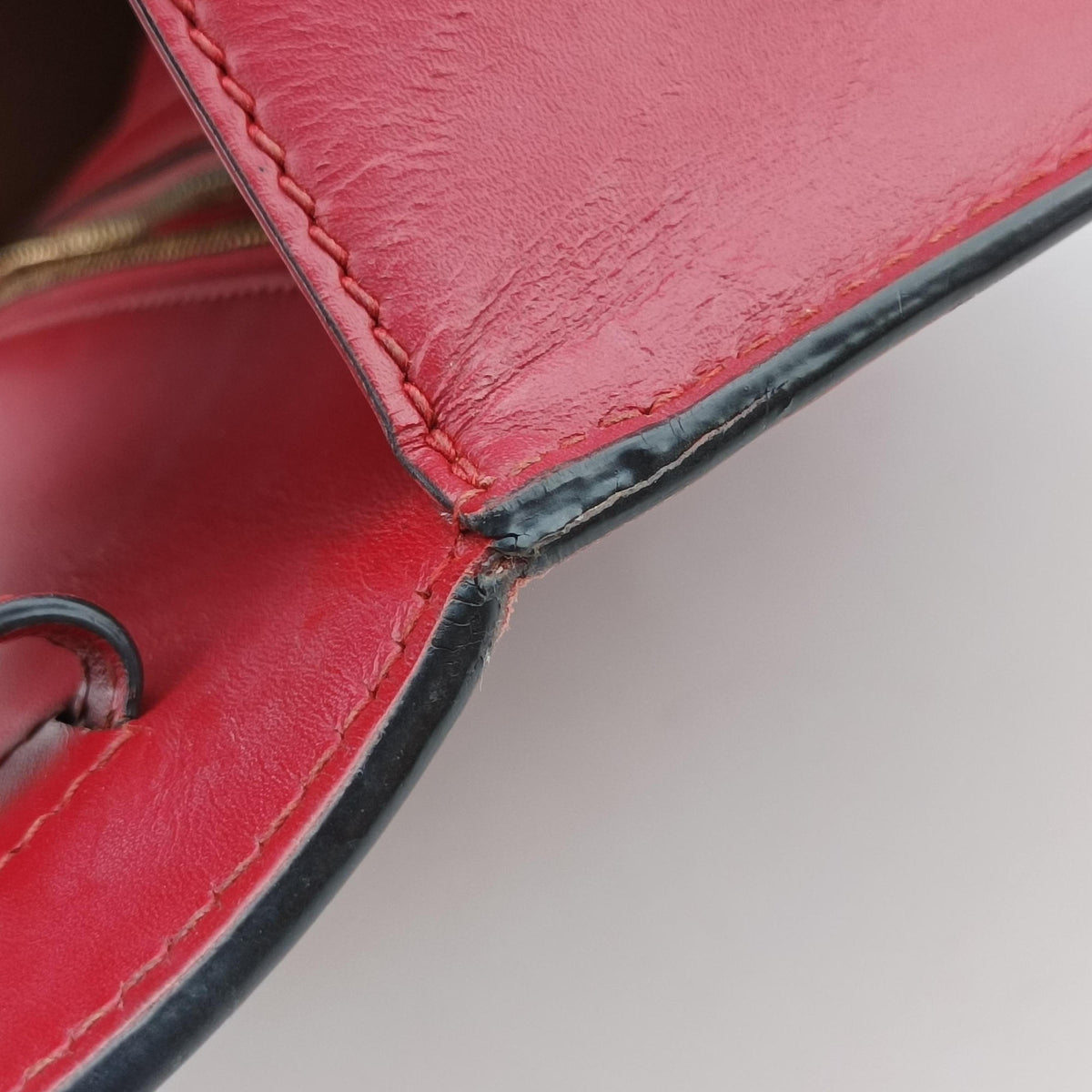Pre-owned Gucci Sylvie Red Leather 431665 shoulderbag | stylenewstar