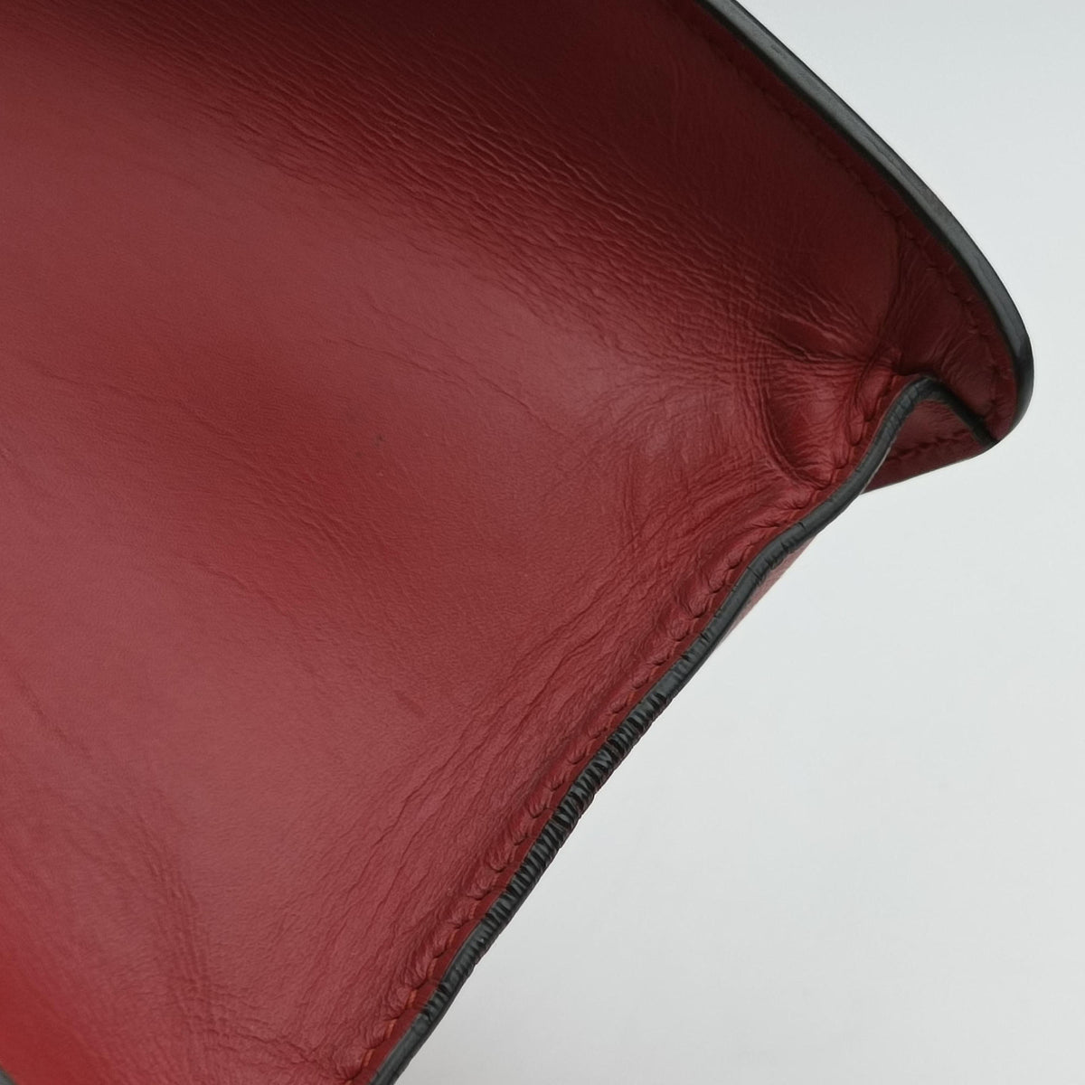Pre-owned Gucci Sylvie Red Leather 431665 shoulderbag | stylenewstar