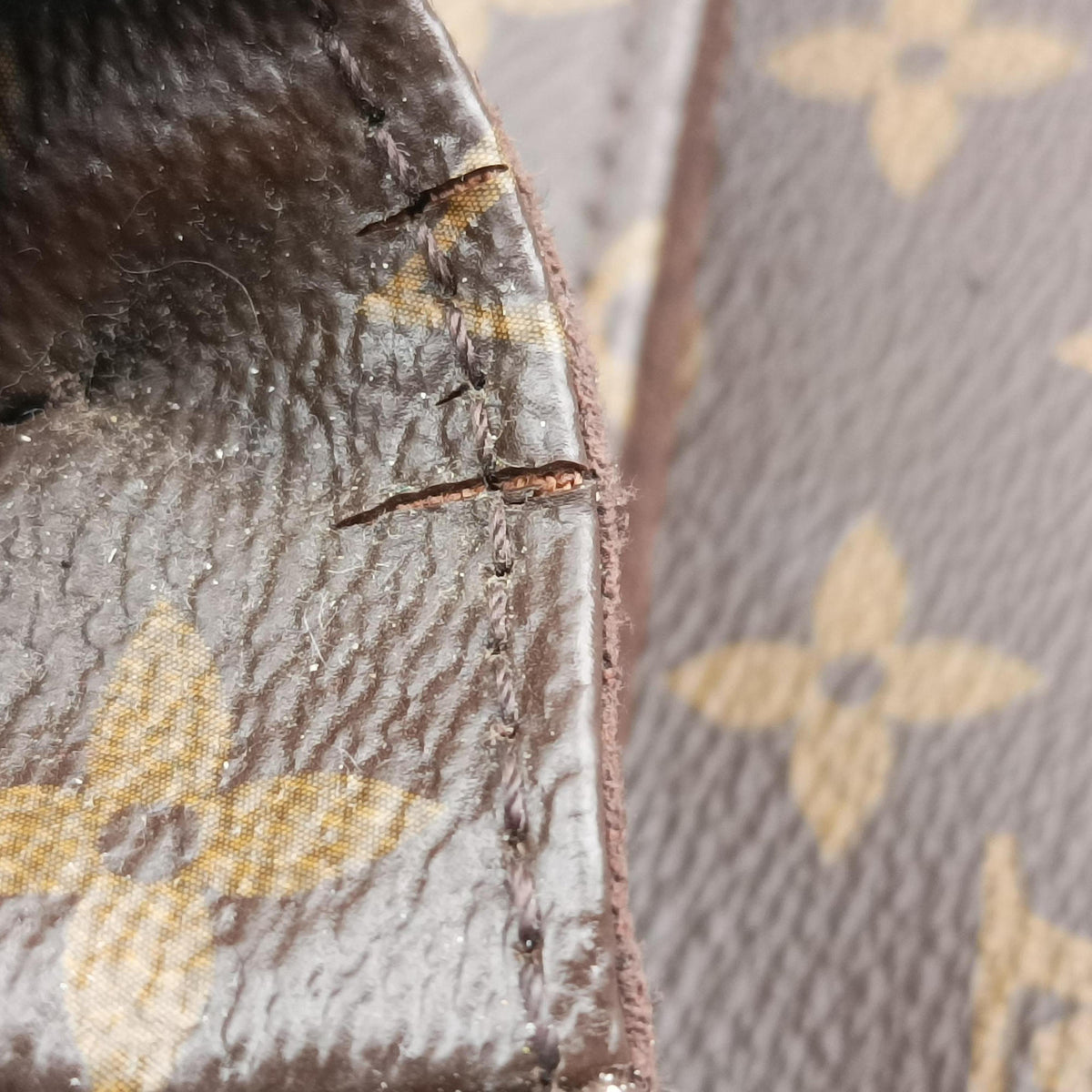 Secondhand Louis Vuitton Pochette Metis MM Brown Monogram Canvas M44875 shoulderbag | stylenewstar