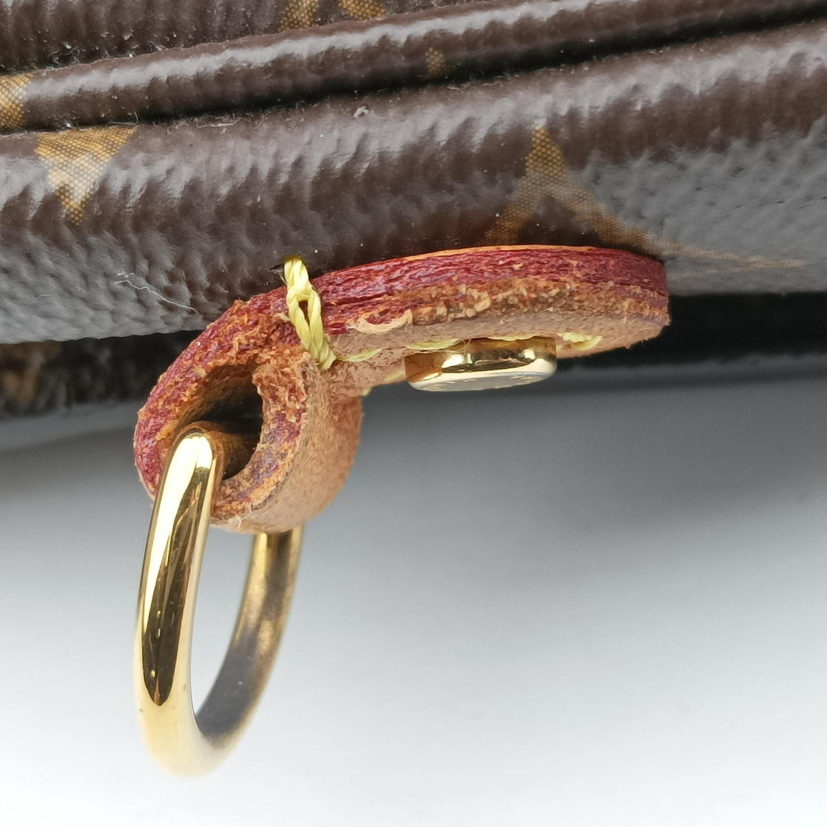 Secondhand Louis Vuitton Pochette Metis MM Brown Monogram Canvas M44875 shoulderbag | stylenewstar
