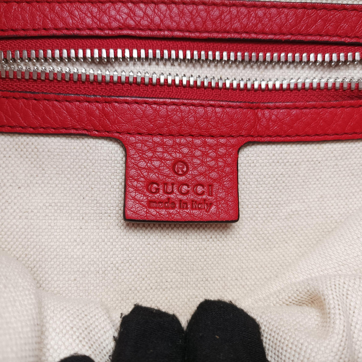 Pre-owned Gucci Soho Red Leather 368588 backpack/rucksack | stylenewstar