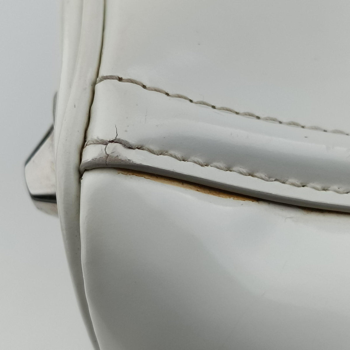 Pre-owned Prada Flowers Printe Tote White x Red Leather  shoulderbag | stylenewstar