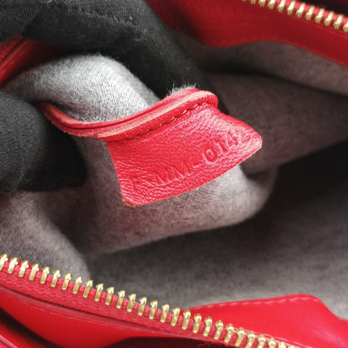 Pre-owned Celine TRIO Red Lambskin  shoulderbag | stylenewstar
