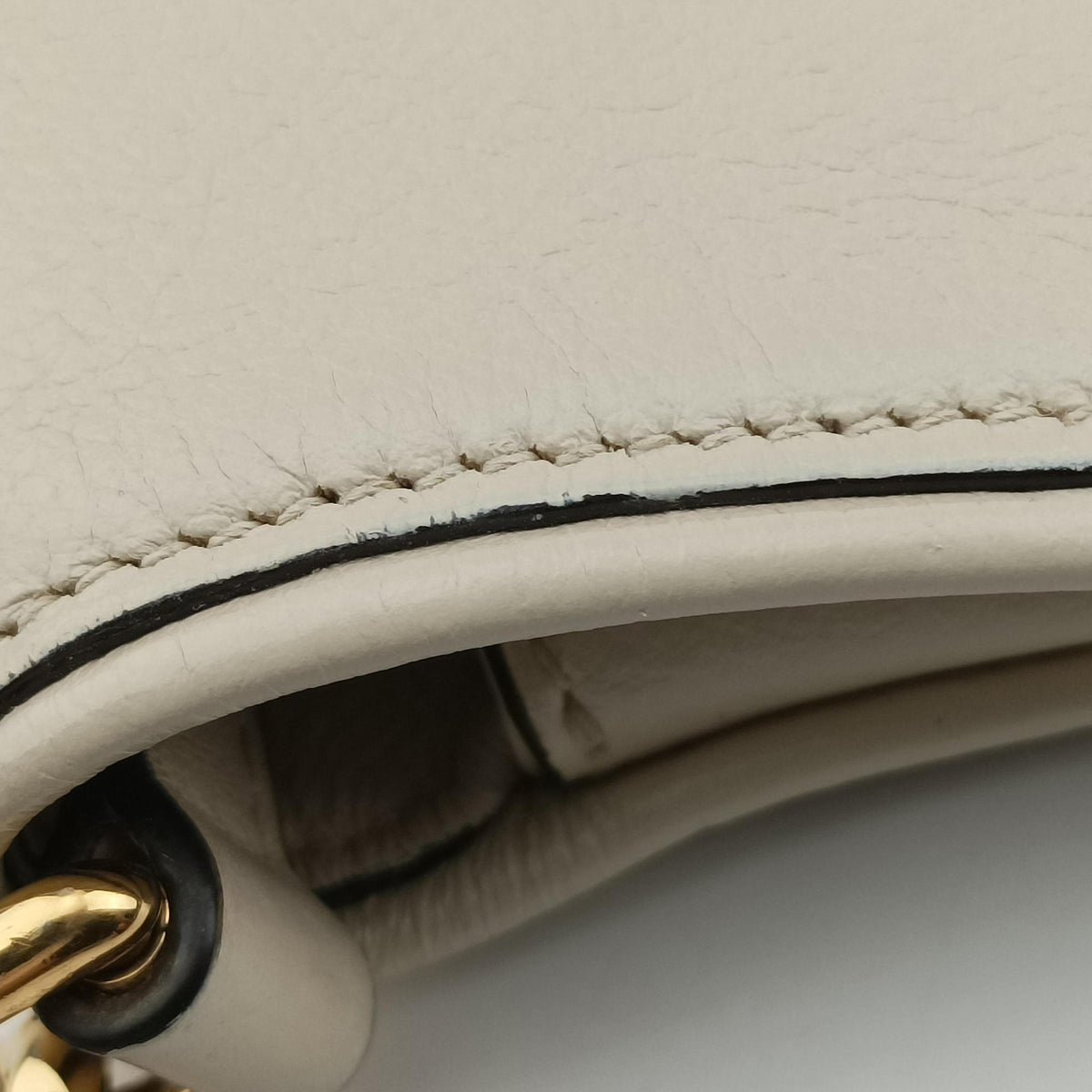 Pre-owned Gucci Blondie Chain White Leather 699268 shoulderbag | stylenewstar