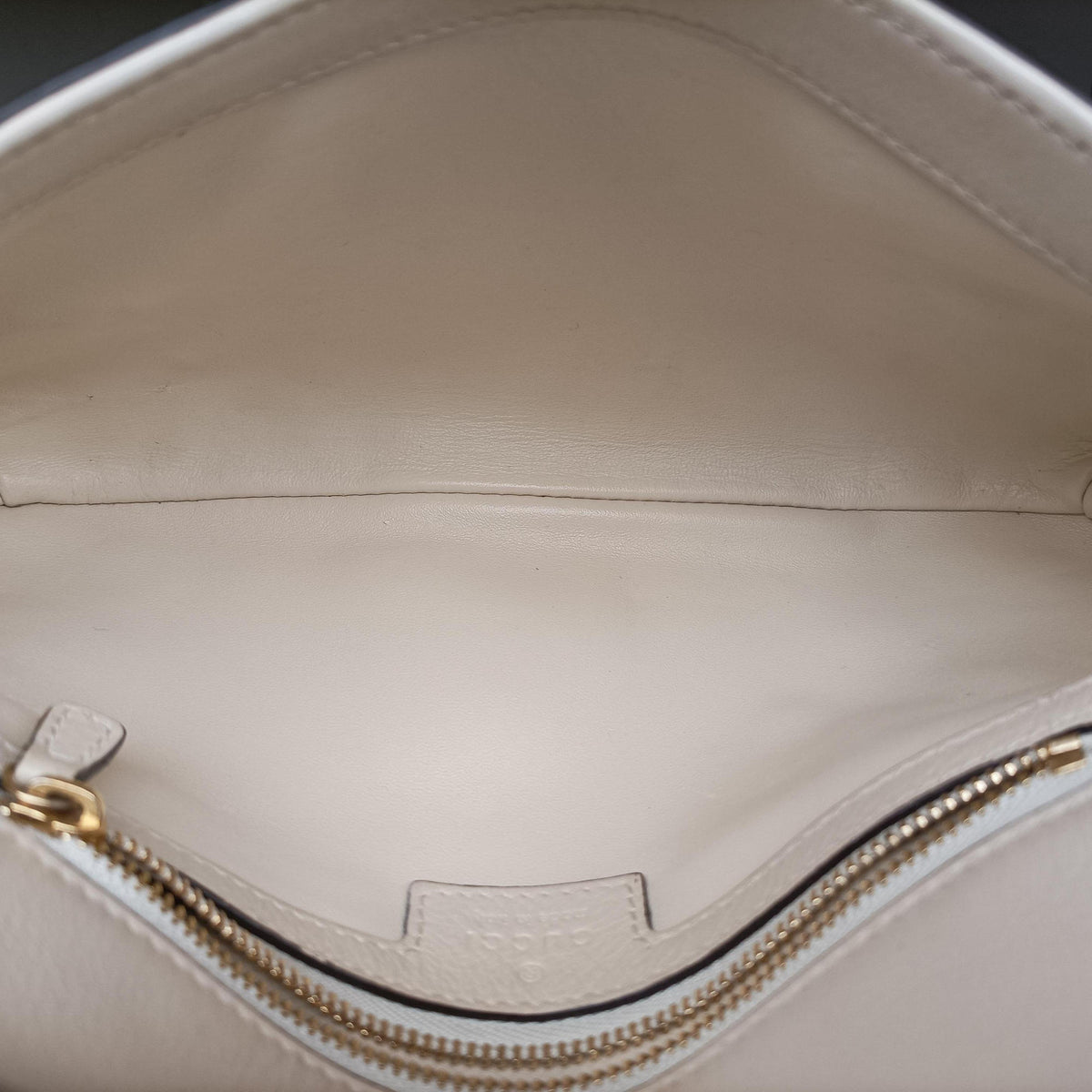 Pre-owned Gucci Blondie Chain White Leather 699268 shoulderbag | stylenewstar