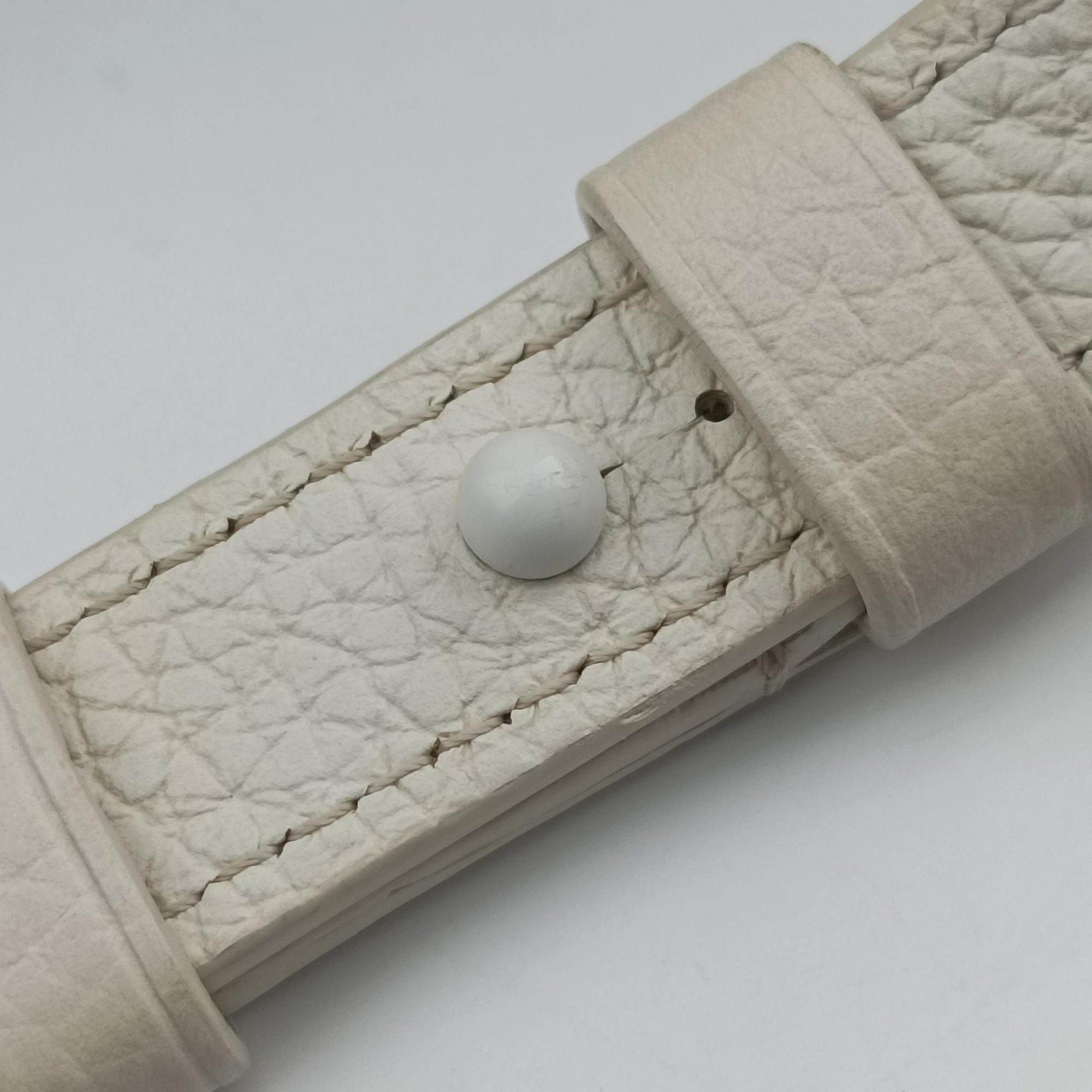 Pre-owned Louis Vuitton Soft Trunk LV Friends White x Multicolor Monogram Taurillon M80146 shoulderbag | stylenewstar