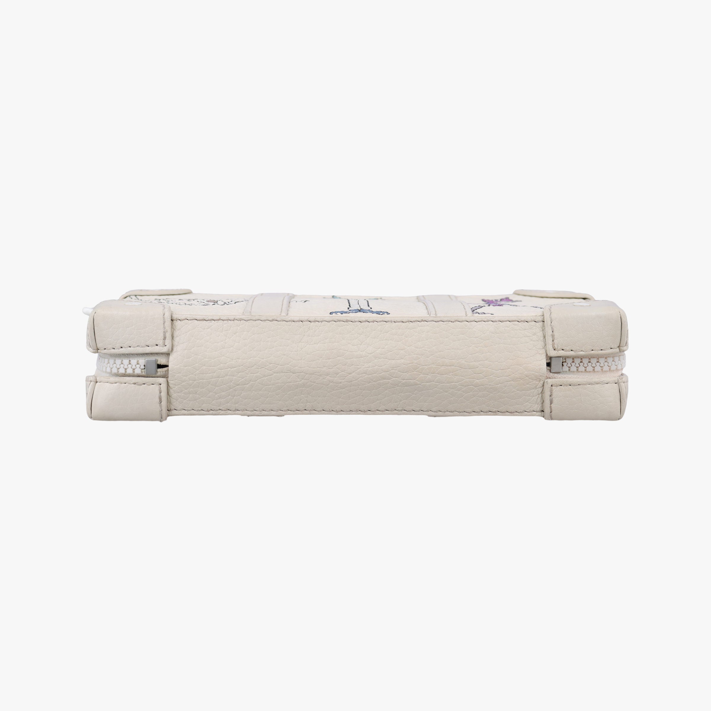 Pre-owned Louis Vuitton Soft Trunk LV Friends White x Multicolor Monogram Taurillon M80146 shoulderbag | stylenewstar