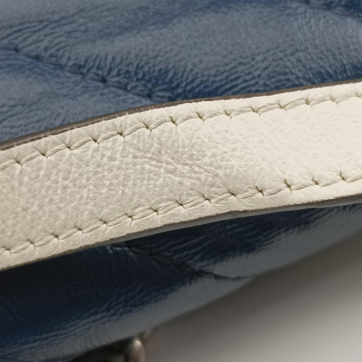 Vintage Gucci GG Marmont White×Blue Leather 443497 shoulderbag | stylenewstar