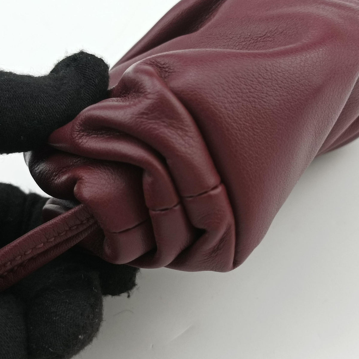 Vintage Bottega Veneta The Porch Burgundy lambskin  handbag | stylenewstar