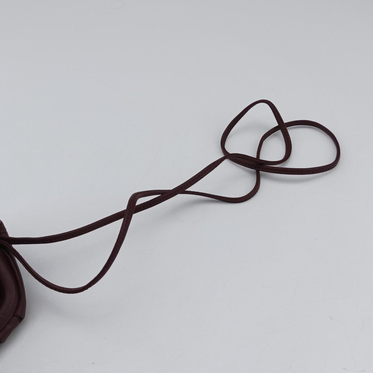 Vintage Bottega Veneta The Porch Burgundy lambskin  handbag | stylenewstar