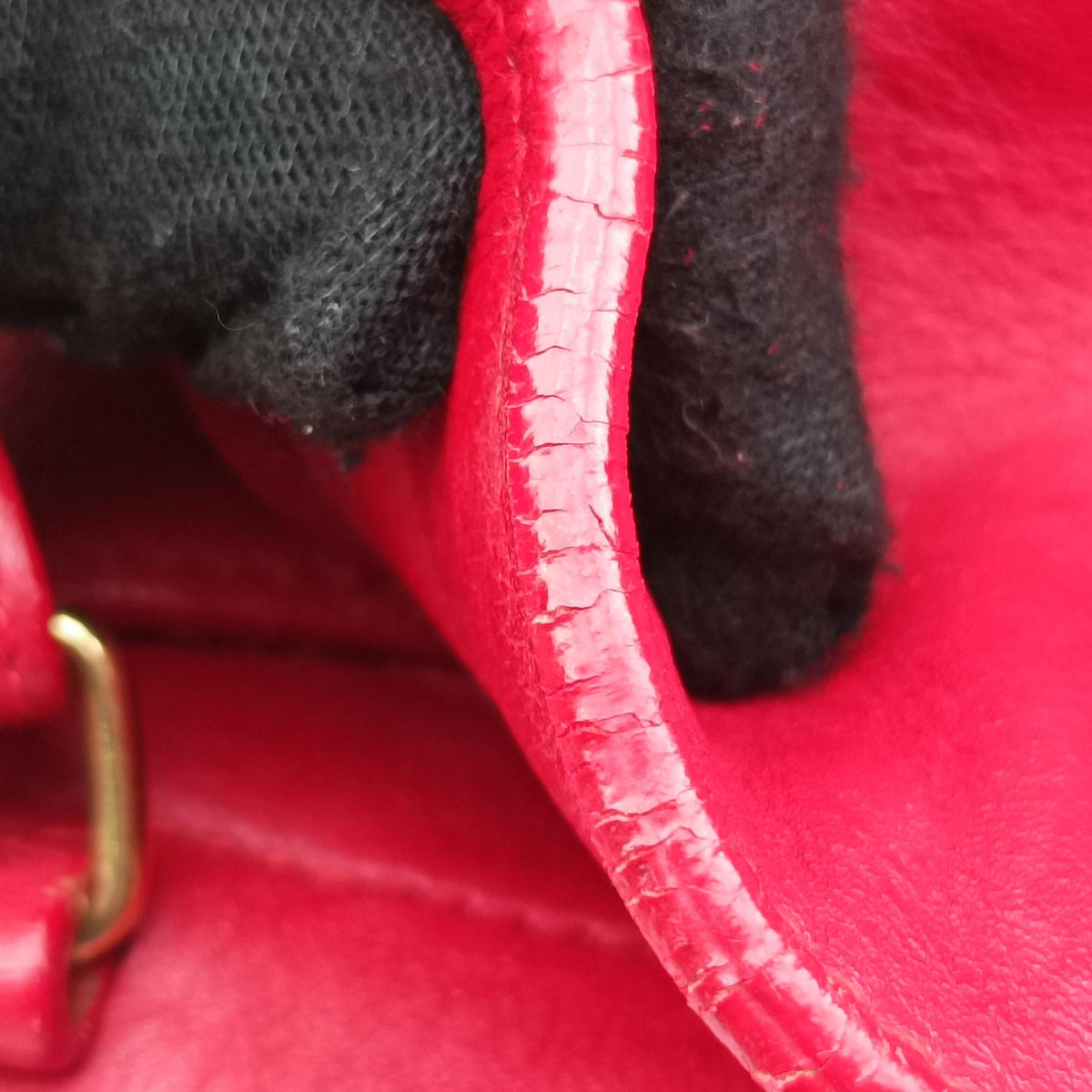 Pre-owned Yves Saint Laurent Baby Cabas Red Leather 394461 shoulderbag | stylenewstar