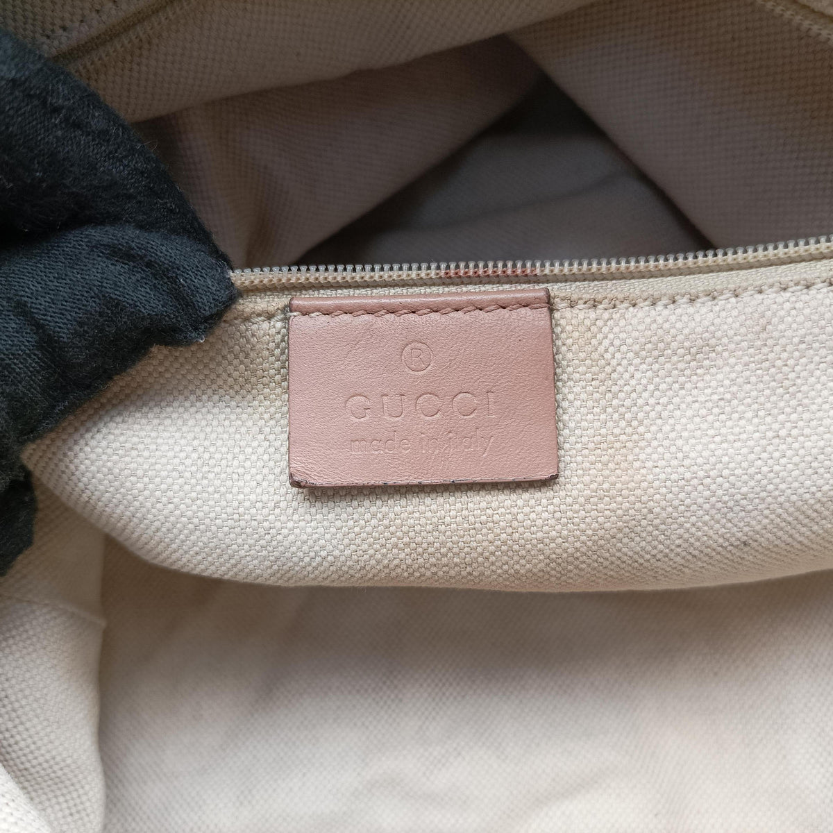 Pre-owned Gucci Sukey Beige Canvas×Leather 247902 shoulderbag | stylenewstar