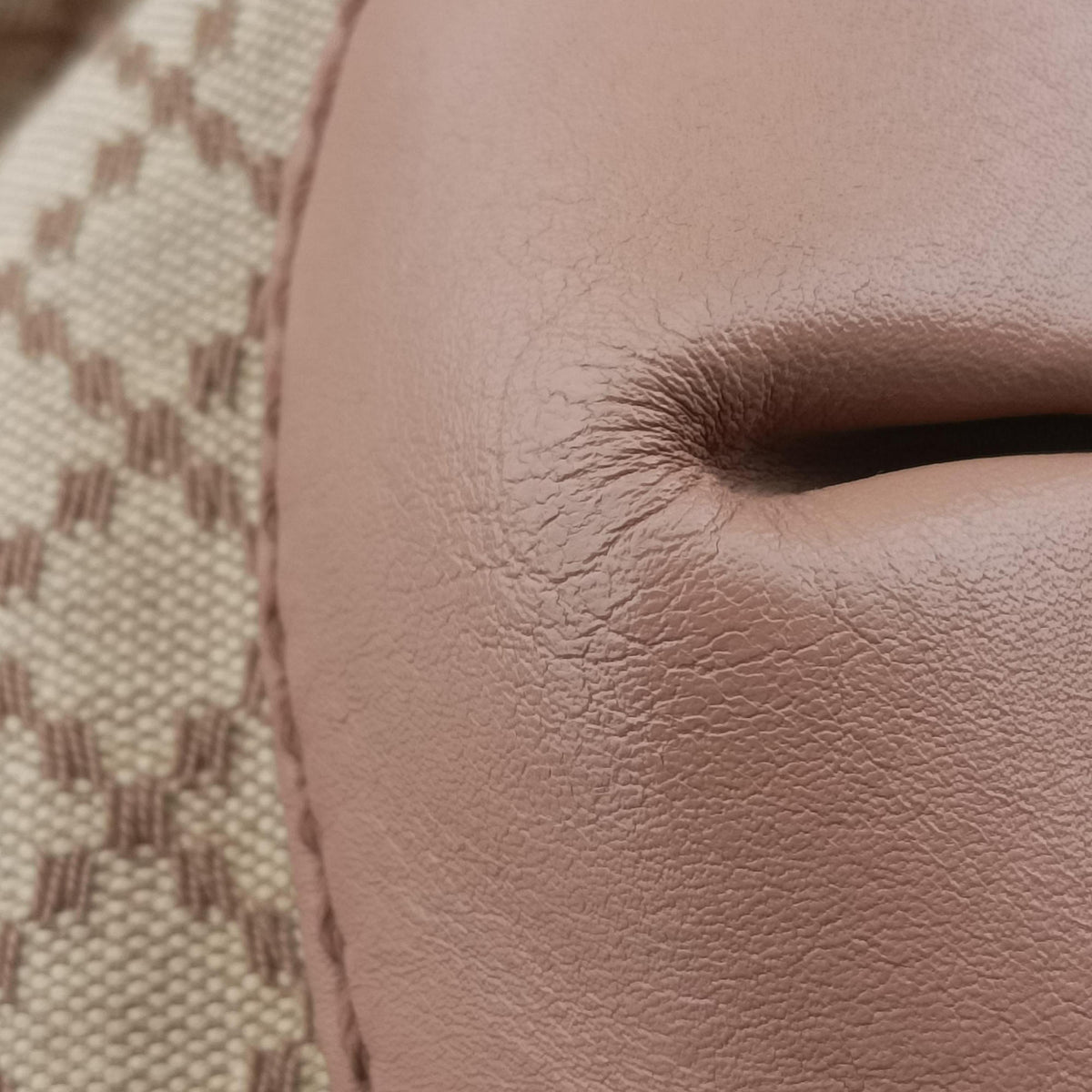 Pre-owned Gucci Sukey Beige Canvas×Leather 247902 shoulderbag | stylenewstar