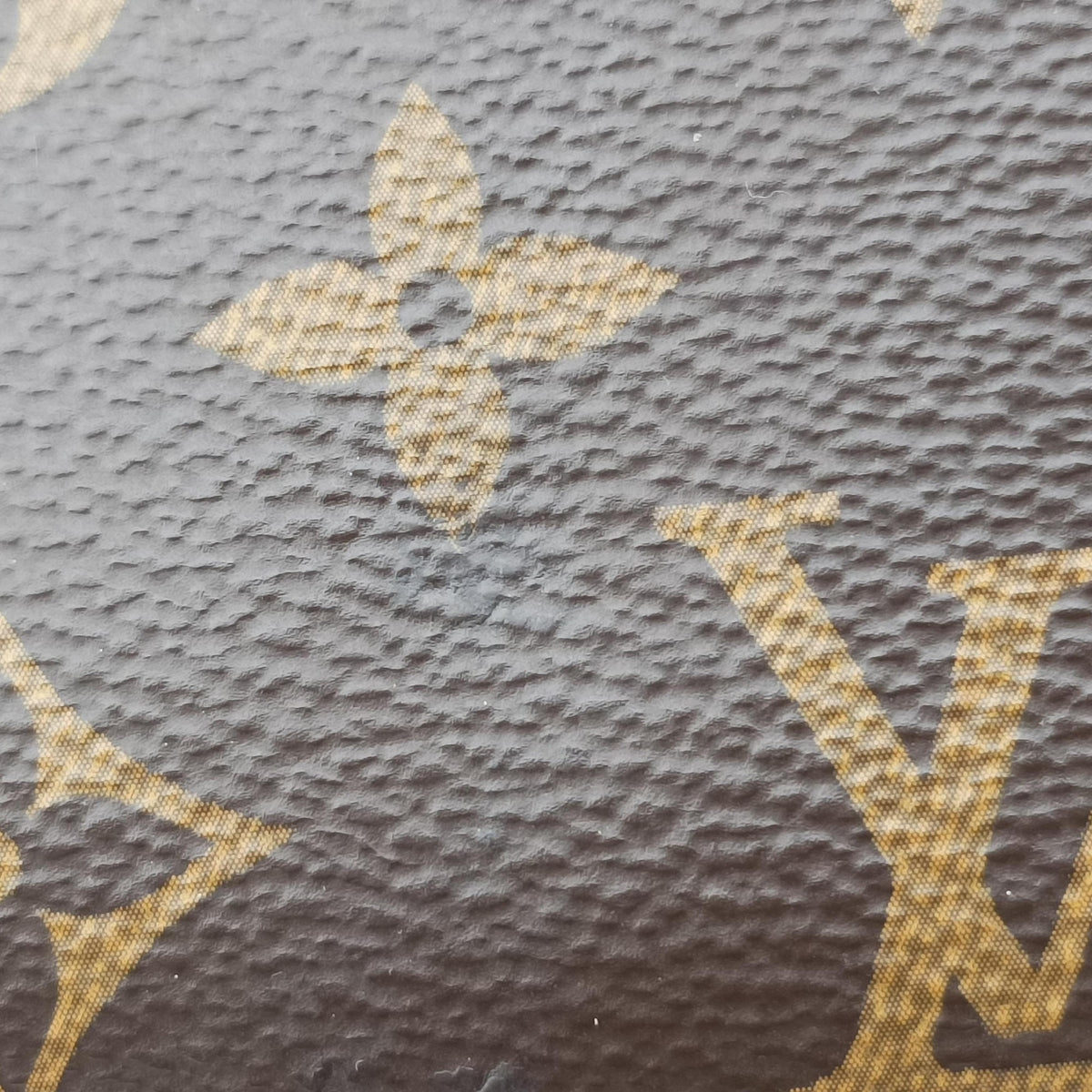 Secondhand Louis Vuitton MARIGNAN brown×SESAME Monogram Canvas×calf leather M44544 shoulderbag | stylenewstar