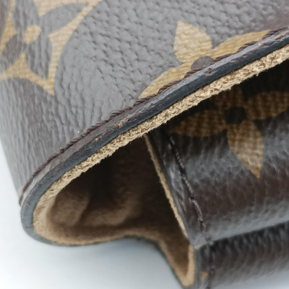 Secondhand Louis Vuitton MARIGNAN brown×SESAME Monogram Canvas×calf leather M44544 shoulderbag | stylenewstar
