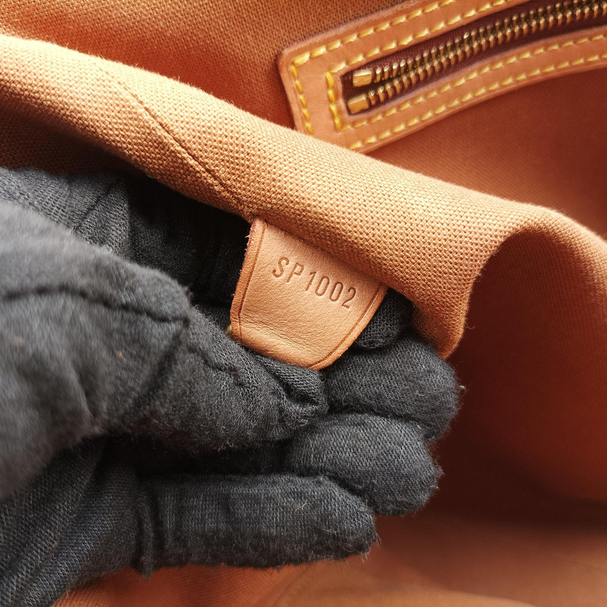 Pre-owned Louis Vuitton ABBESSES brown Monogram Canvas M45257 crossbodybag | stylenewstar