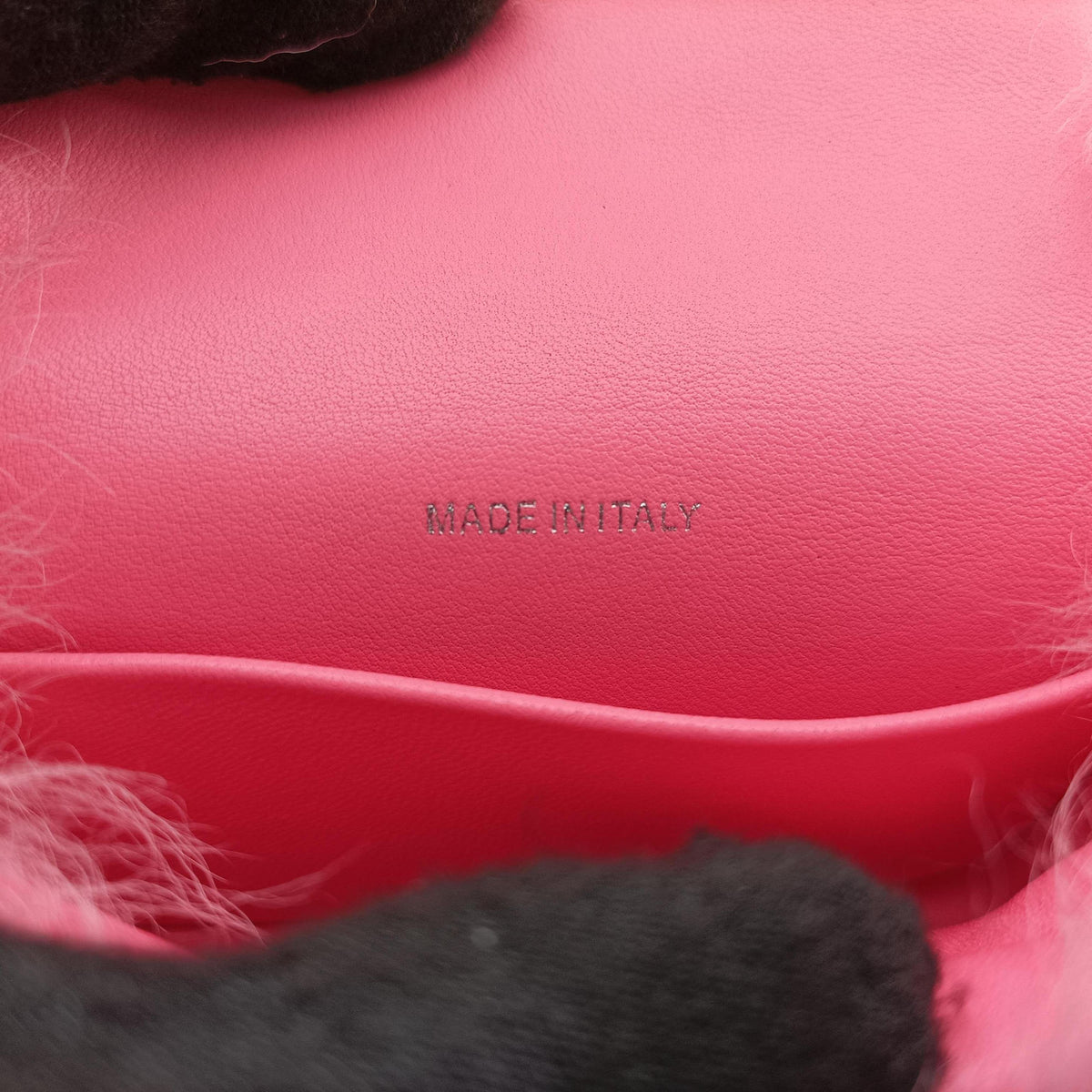 Vintage Chanel CC Hook Card Holder Pink Shearling AP2397 handbag | stylenewstar