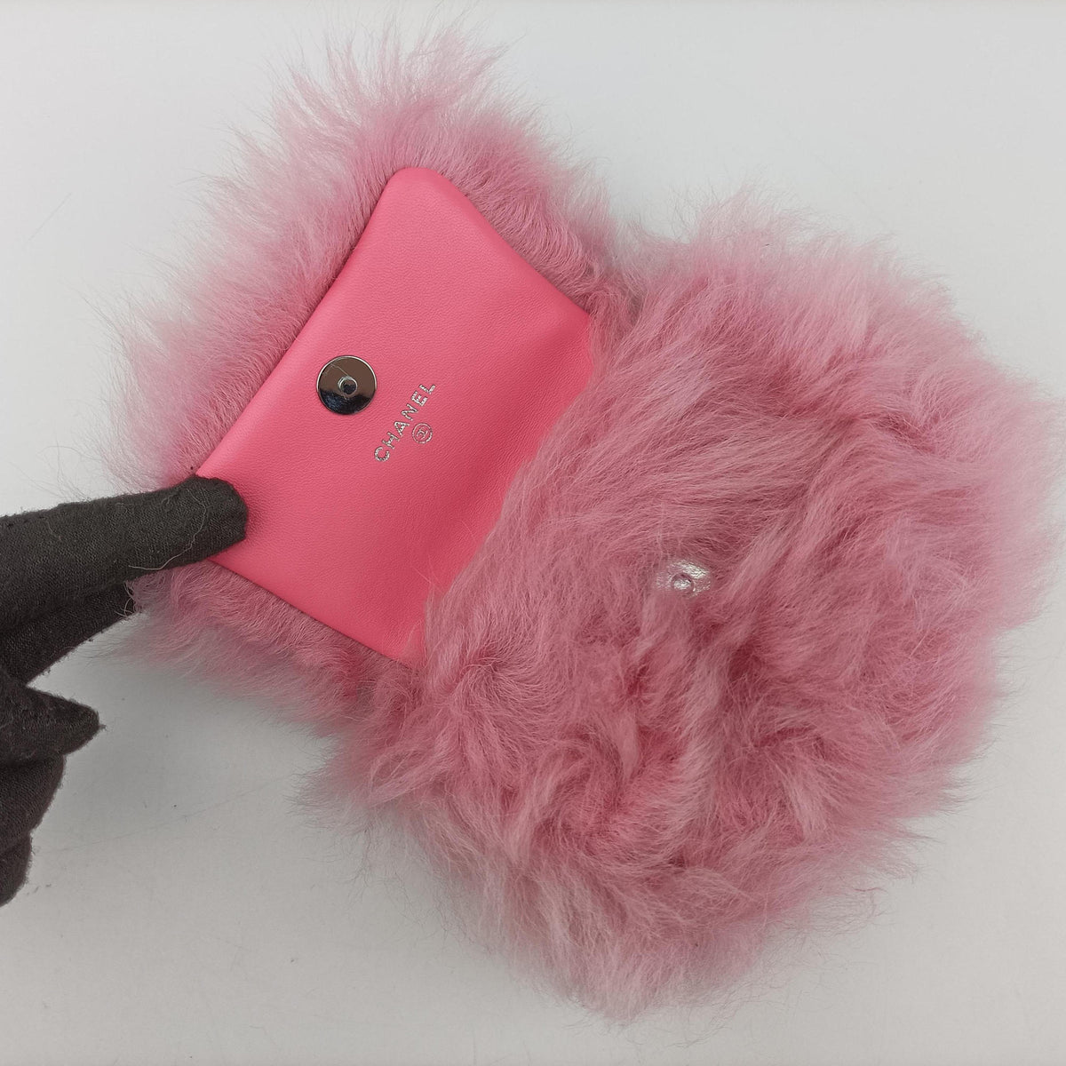 Vintage Chanel CC Hook Card Holder Pink Shearling AP2397 handbag | stylenewstar