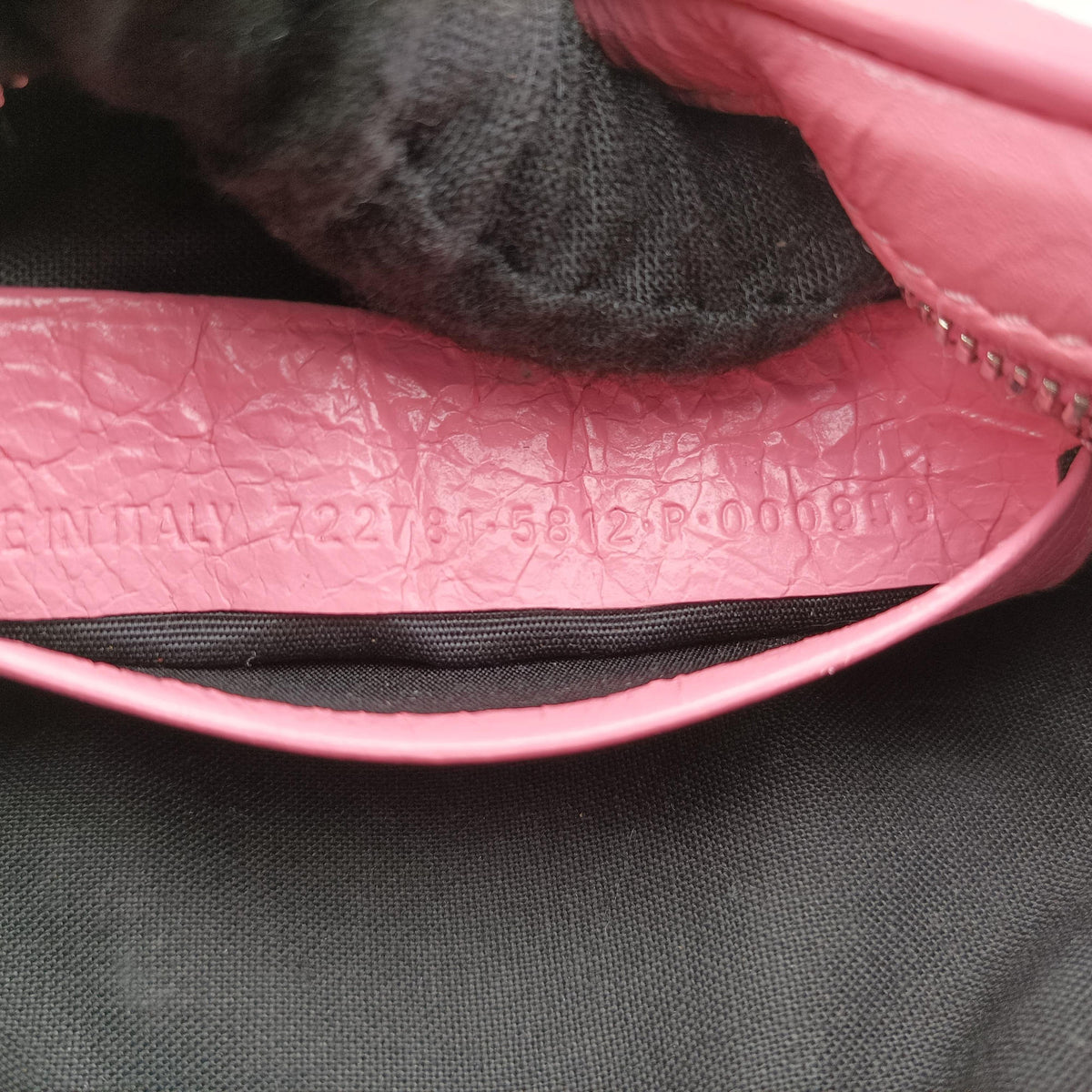 Pre-owned Balenciaga Le Cagole Heart Mini Pink lambskin  shoulderbag | stylenewstar