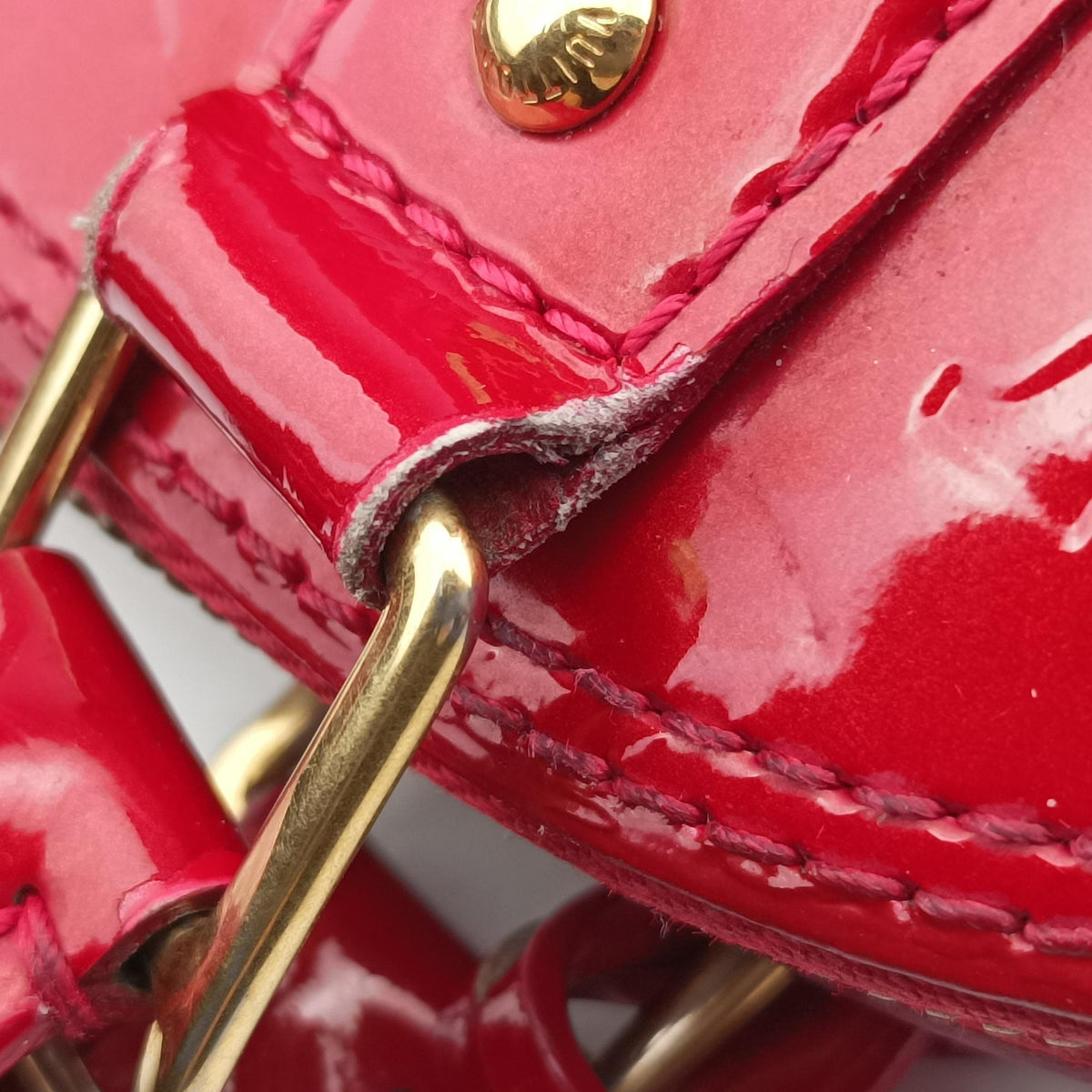 Secondhand Louis Vuitton Alma BB pomme d'amour Vernis M90174 shoulderbag | stylenewstar