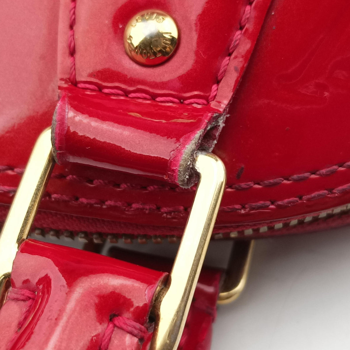 Secondhand Louis Vuitton Alma BB pomme d'amour Vernis M90174 shoulderbag | stylenewstar