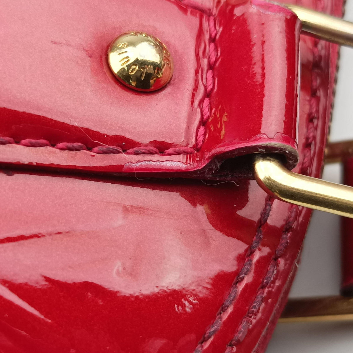 Secondhand Louis Vuitton Alma BB pomme d'amour Vernis M90174 shoulderbag | stylenewstar