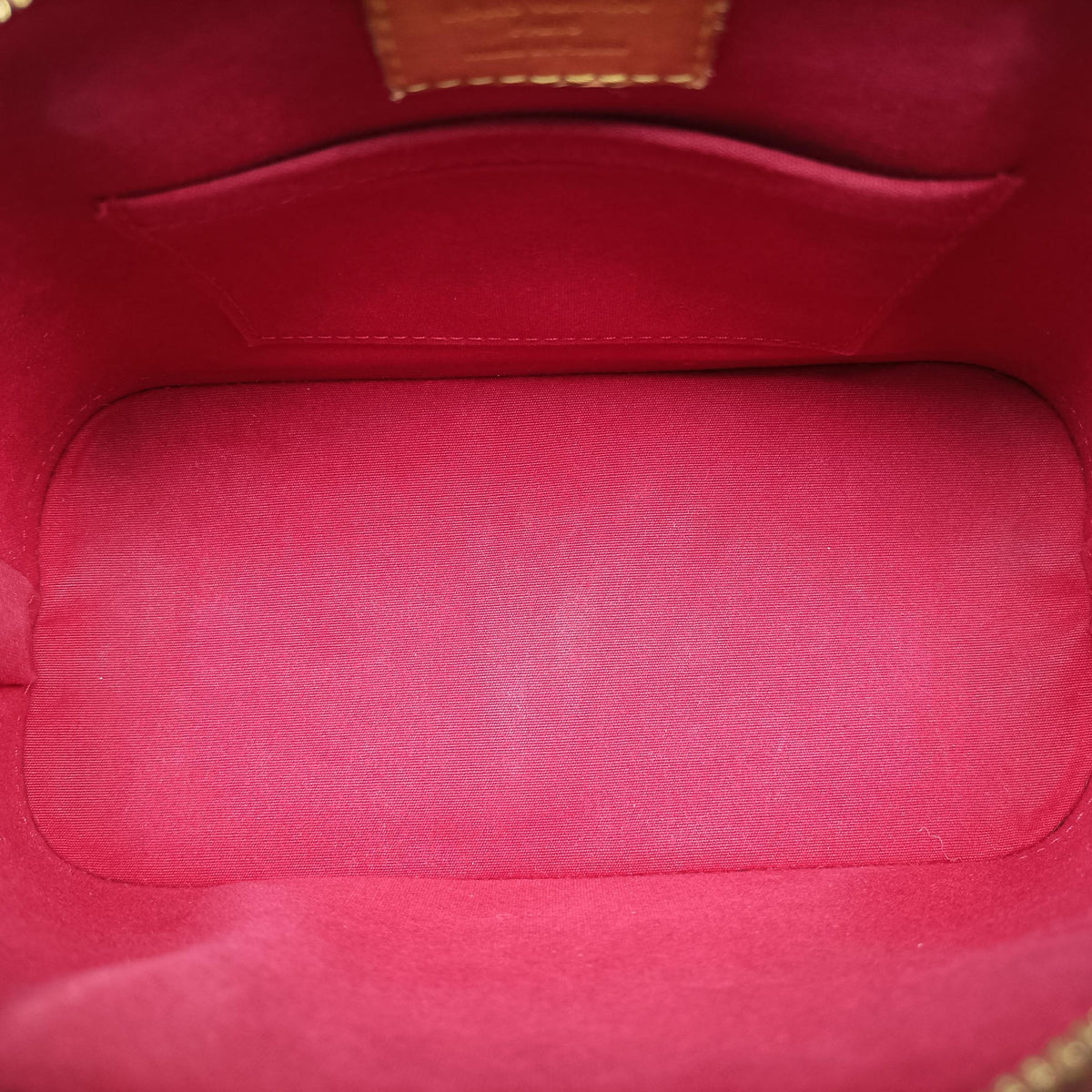 Secondhand Louis Vuitton Alma BB pomme d'amour Vernis M90174 shoulderbag | stylenewstar