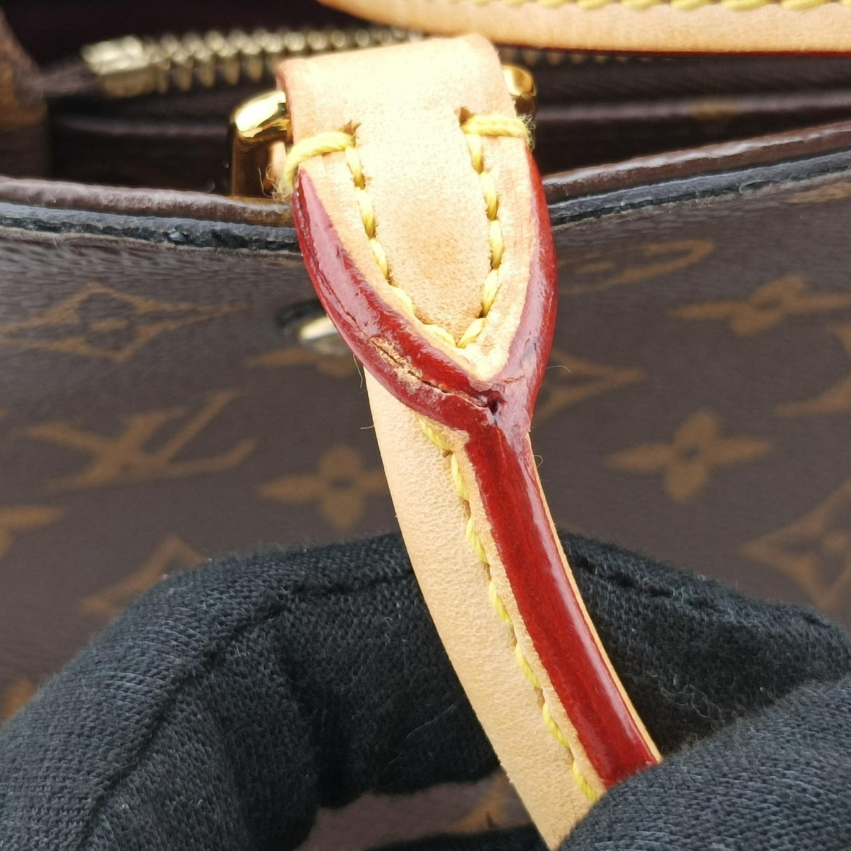 Secondhand Louis Vuitton Montaigne BB brown Monogram Canvas M41055 handbag | stylenewstar