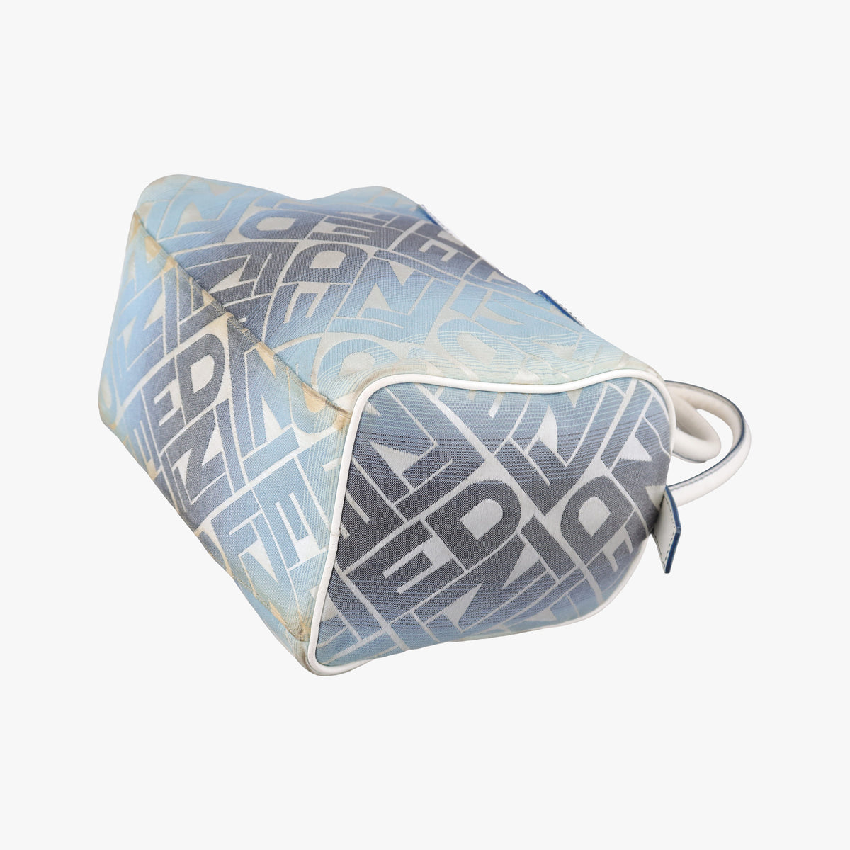 Pre-owned Fendi Forever Gradient Print White×Blue Canvas × Leather 8BL068 handbag | stylenewstar