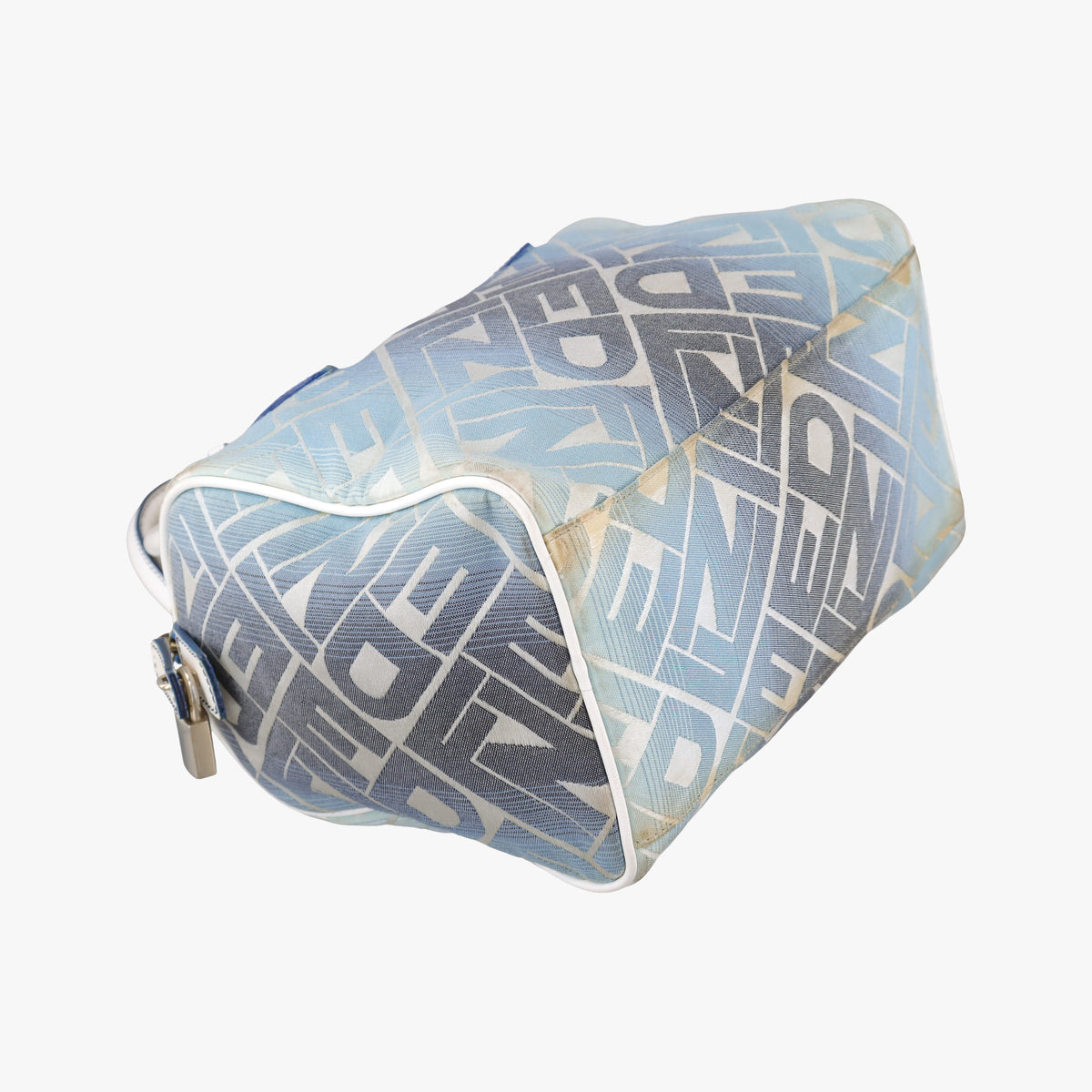 Pre-owned Fendi Forever Gradient Print White×Blue Canvas × Leather 8BL068 handbag | stylenewstar