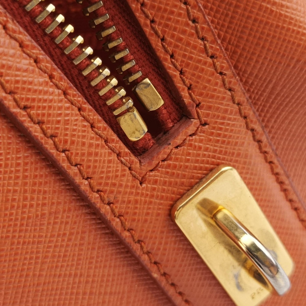 Pre-owned Prada bowling Orange SAFFIANO Leather  shoulderbag | stylenewstar