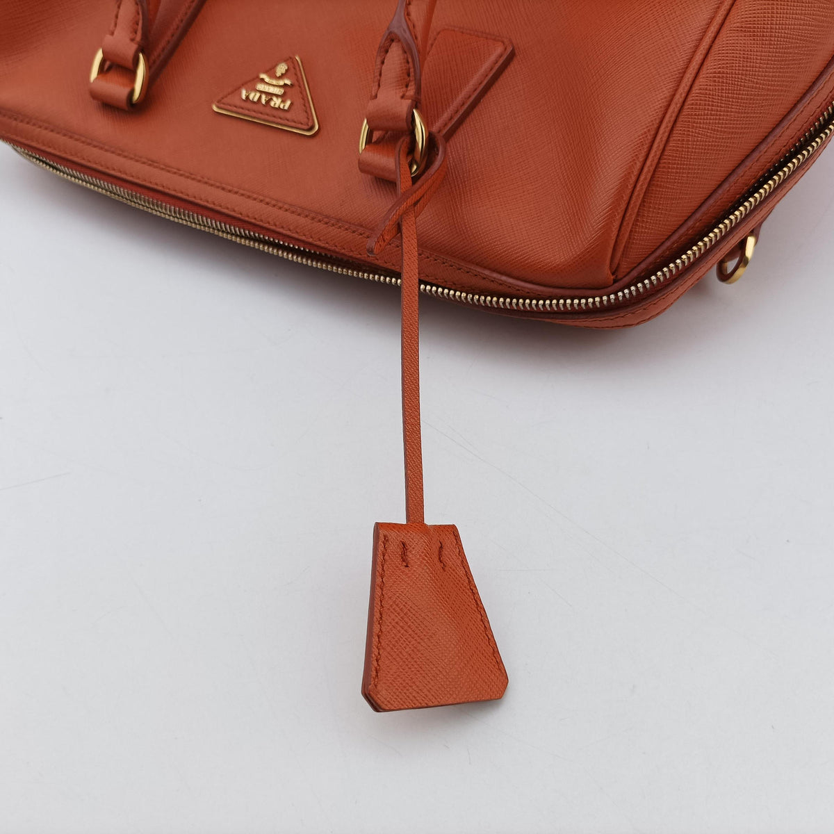 Pre-owned Prada bowling Orange SAFFIANO Leather  shoulderbag | stylenewstar