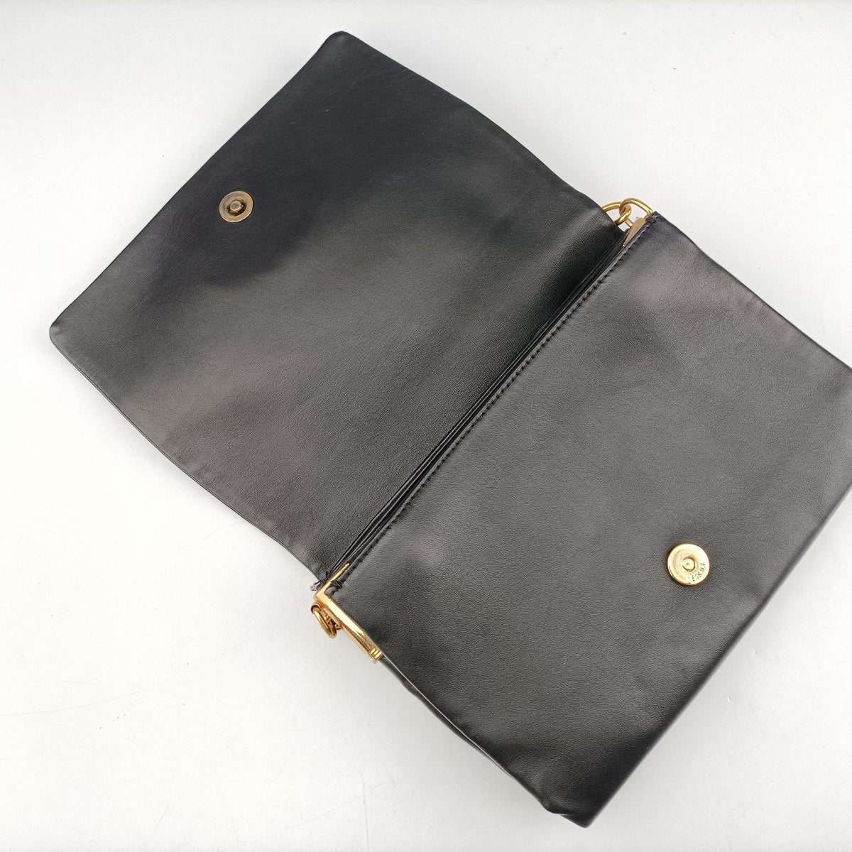 Vintage VERSACE La Medusa Black Leather  shoulderbag | stylenewstar