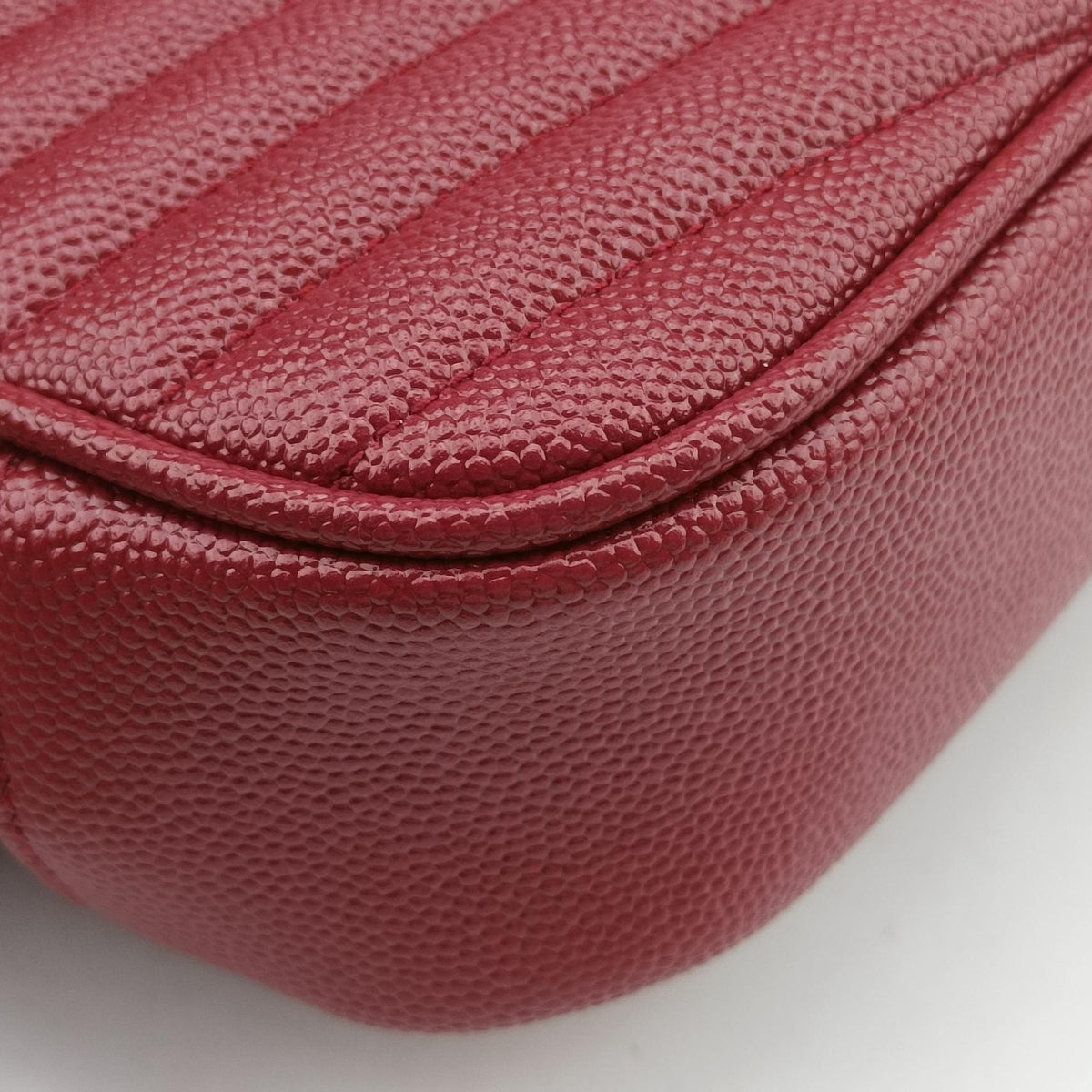 Vintage Yves Saint Laurent LOU camera Red Leather 612579 shoulderbag | stylenewstar