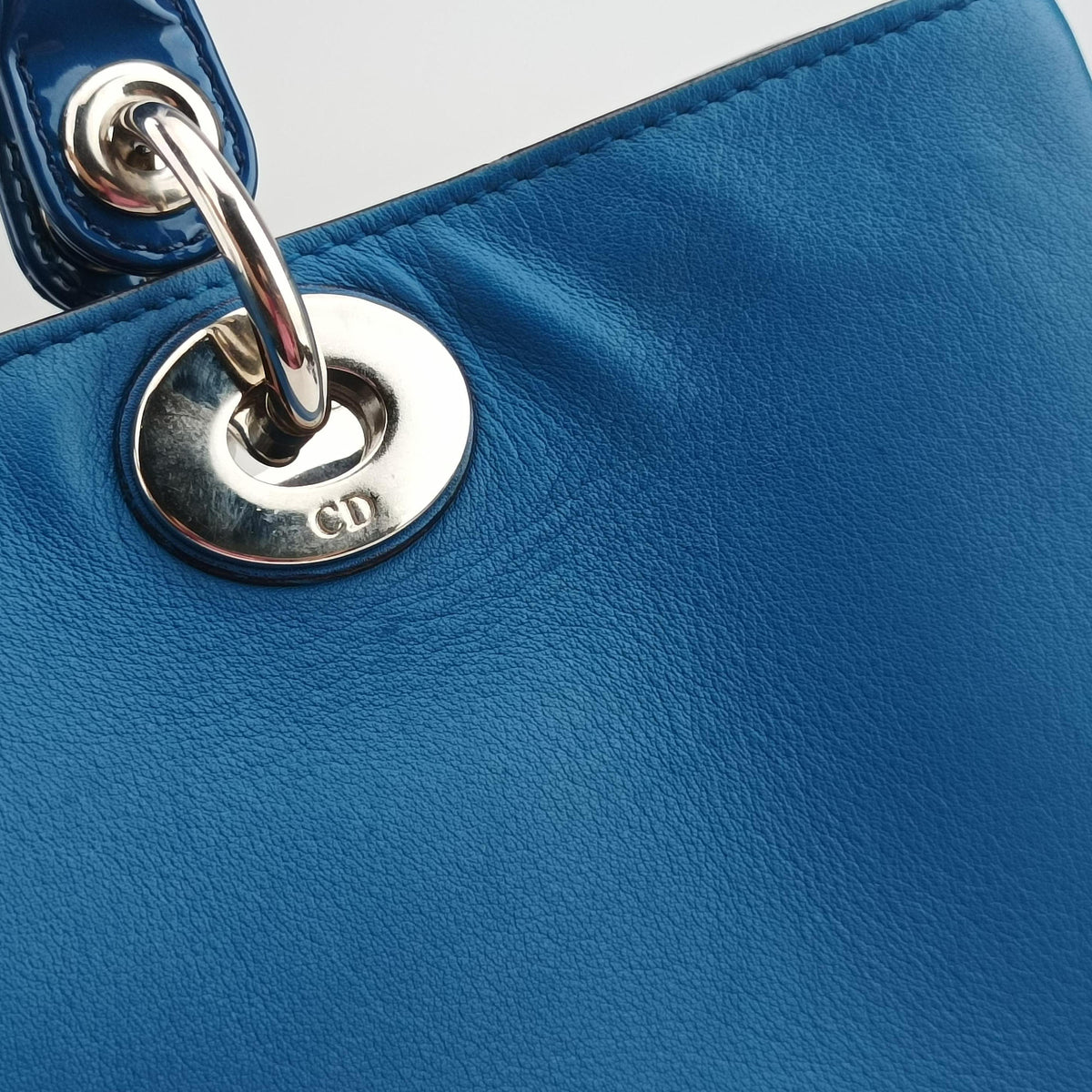Pre-owned Christian Dior Diorissimo Blue Patent  x Leather  shoulderbag | stylenewstar