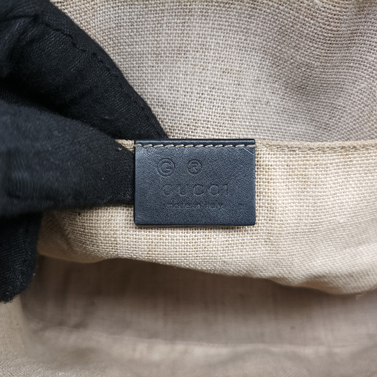 Pre-owned Gucci Microguccissima Black Leather 449654 shoulderbag | stylenewstar